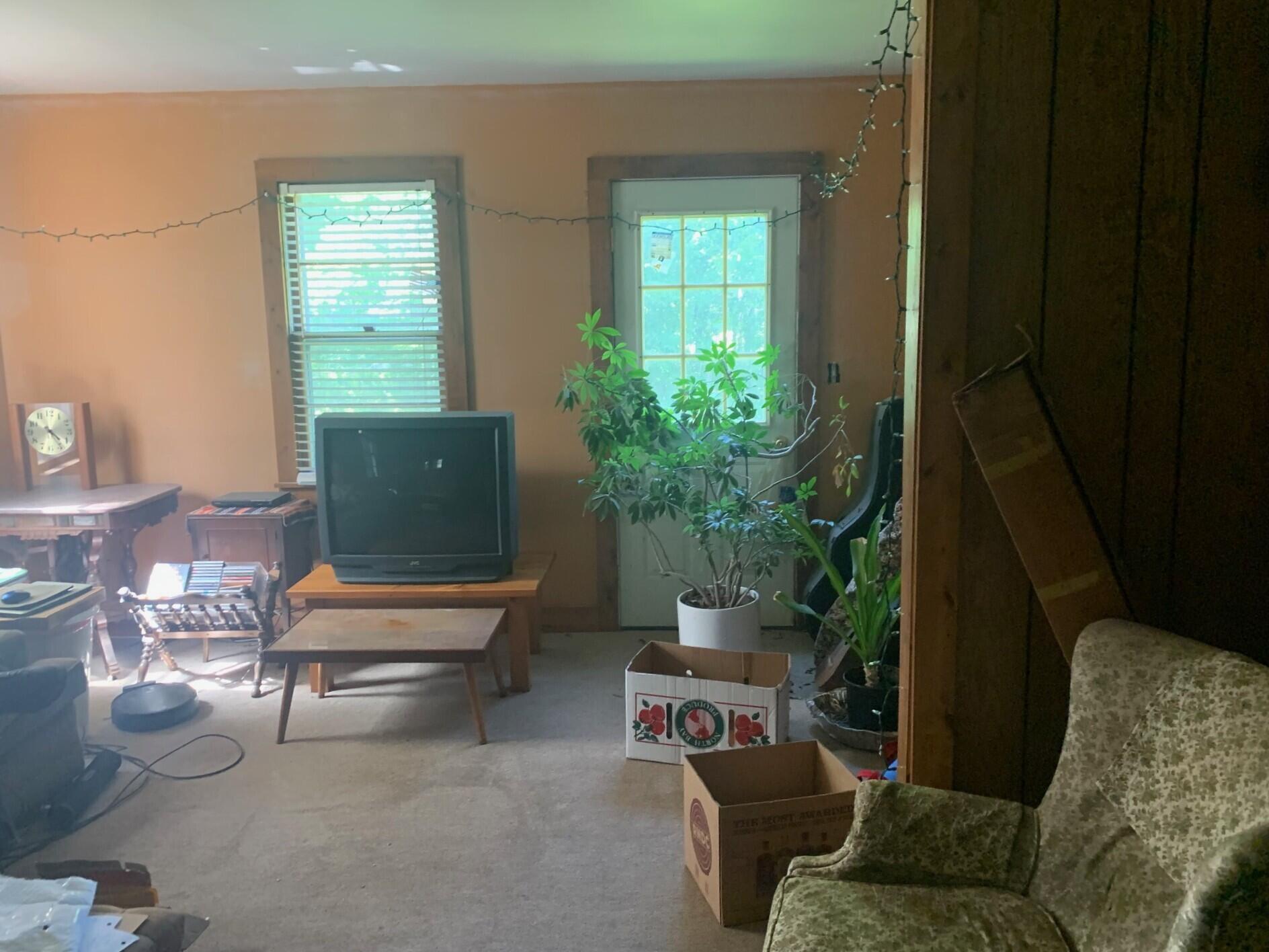 7462 W Martin Road Three Oaks MI 49128