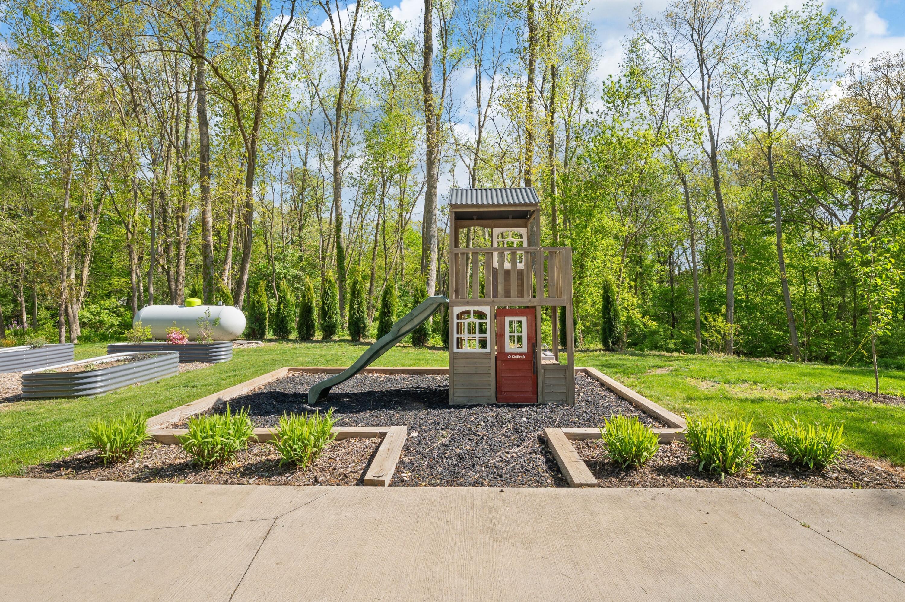 70037 Winding Pines Parkway Niles MI 49120