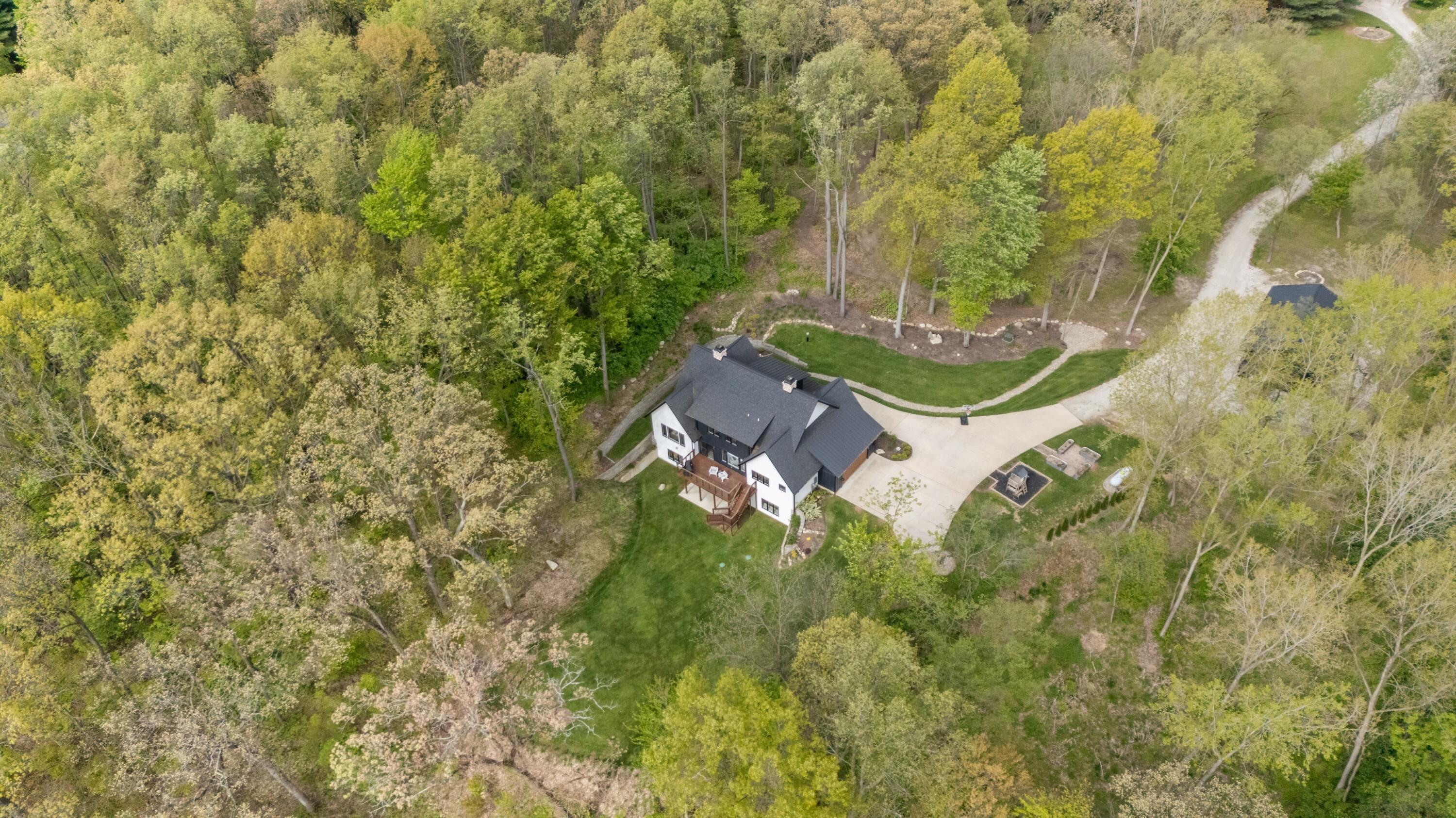 70037 Winding Pines Parkway Niles MI 49120