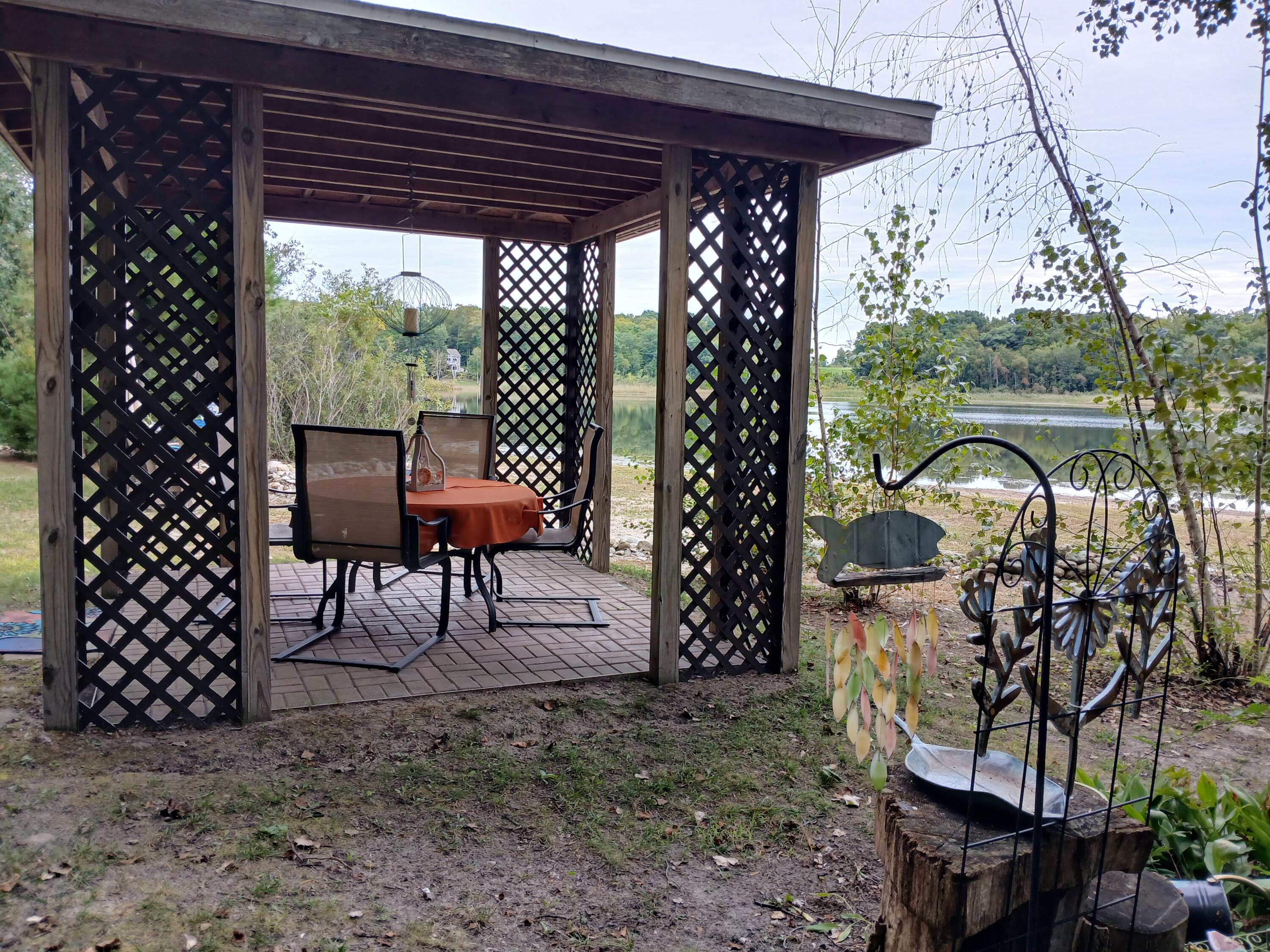 5376 W Oak Point Road Ludington MI 49431