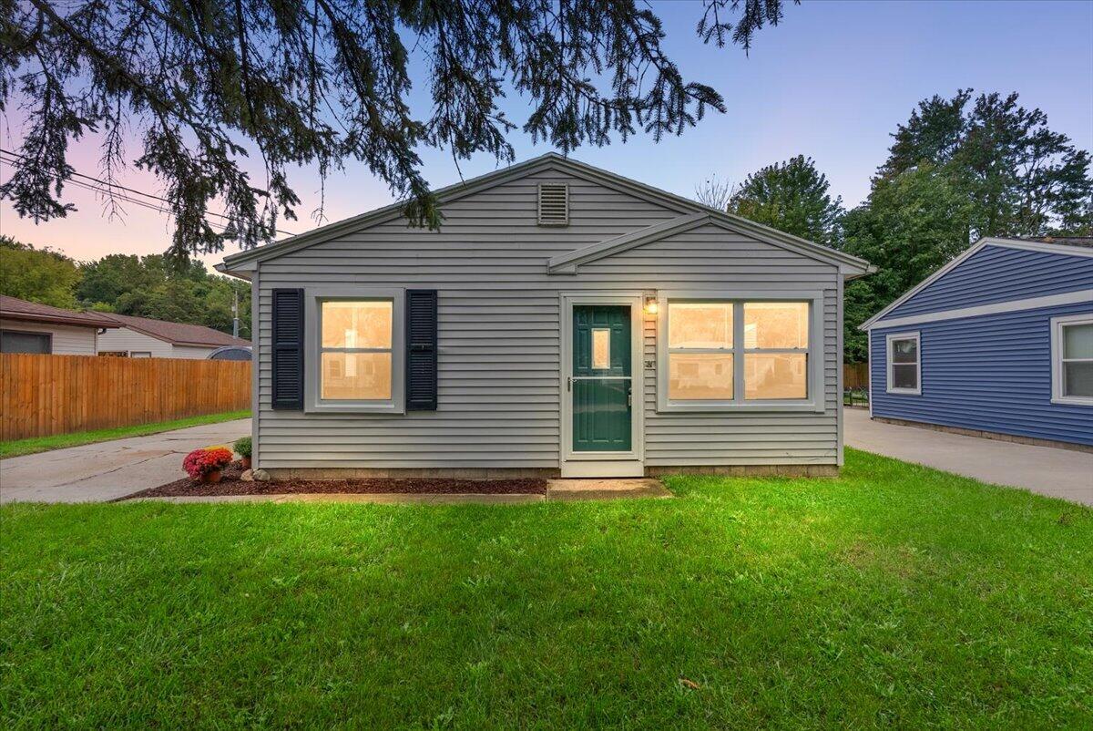 134 Wavell Street SE Grand Rapids MI 49548