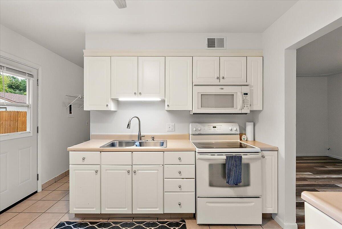 134 Wavell Street SE Grand Rapids MI 49548