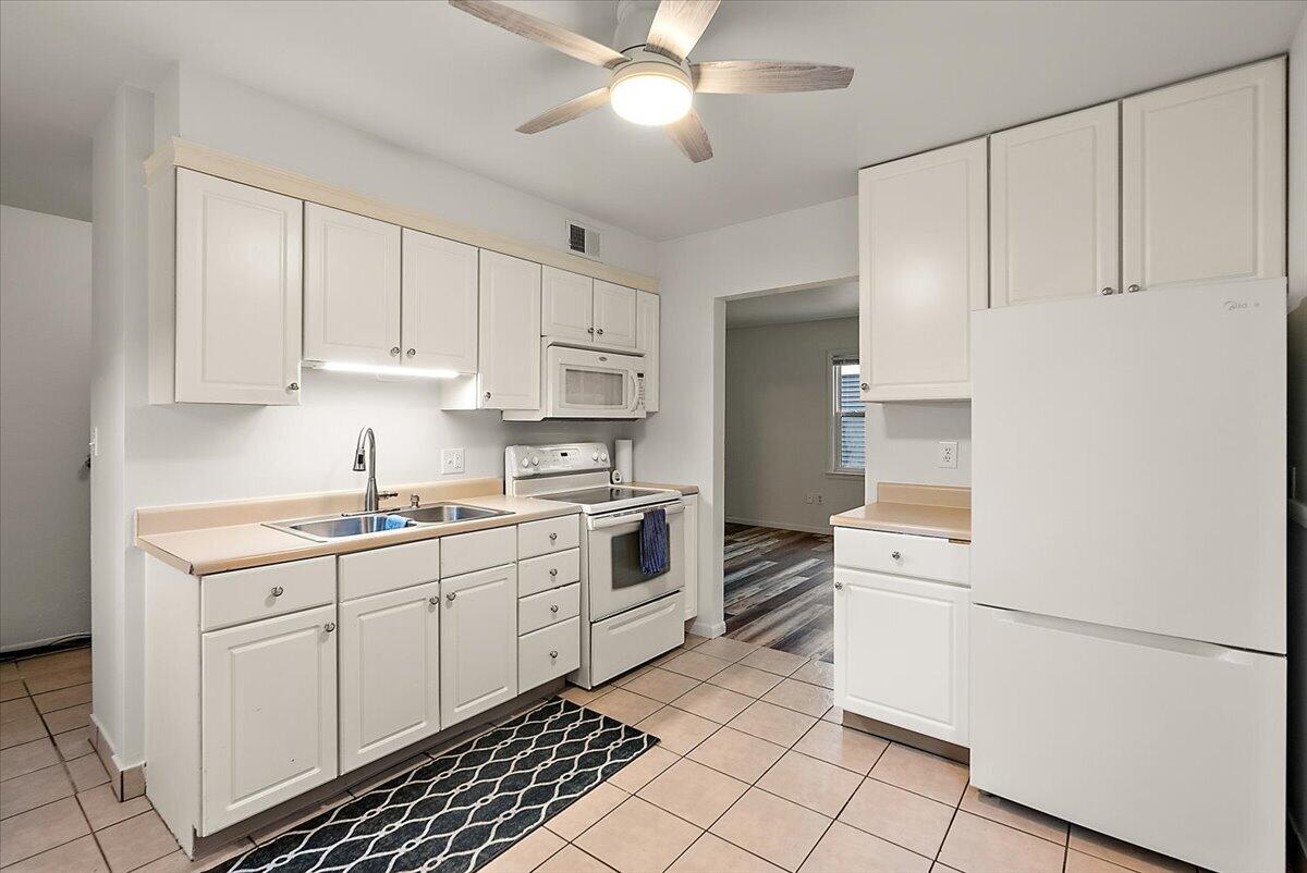 134 Wavell Street SE Grand Rapids MI 49548