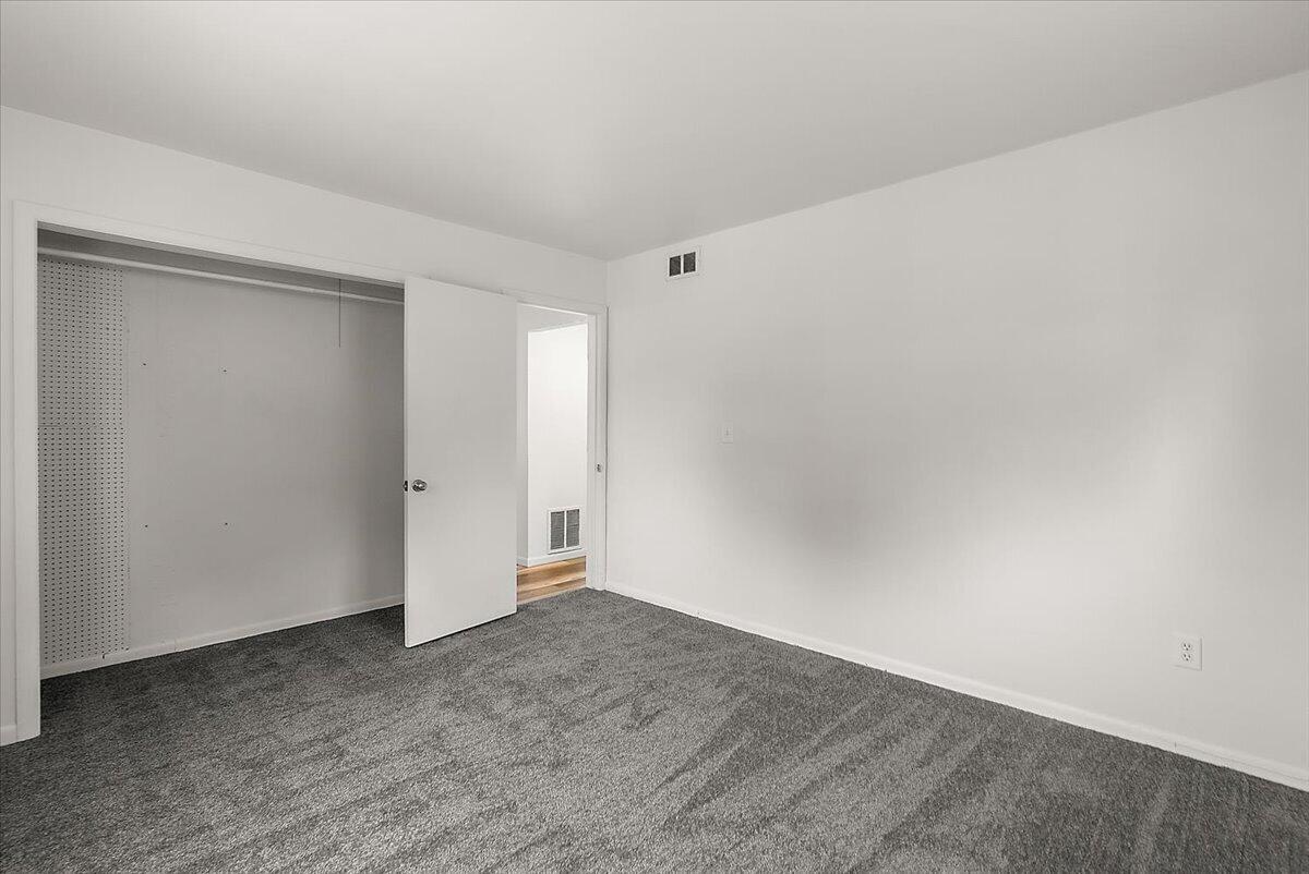 134 Wavell Street SE Grand Rapids MI 49548