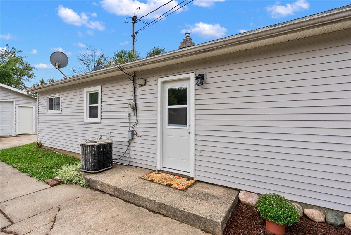 134 Wavell Street SE Grand Rapids MI 49548