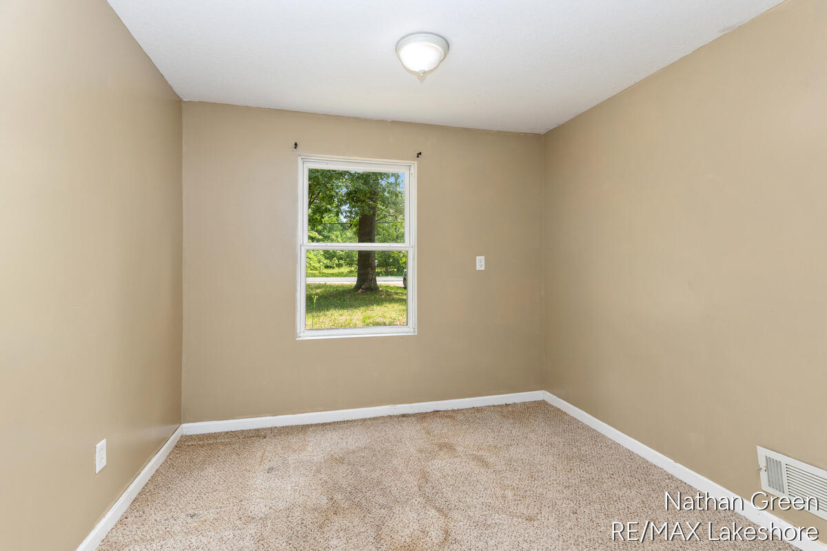 1267 Chatterson Road Muskegon MI 49442
