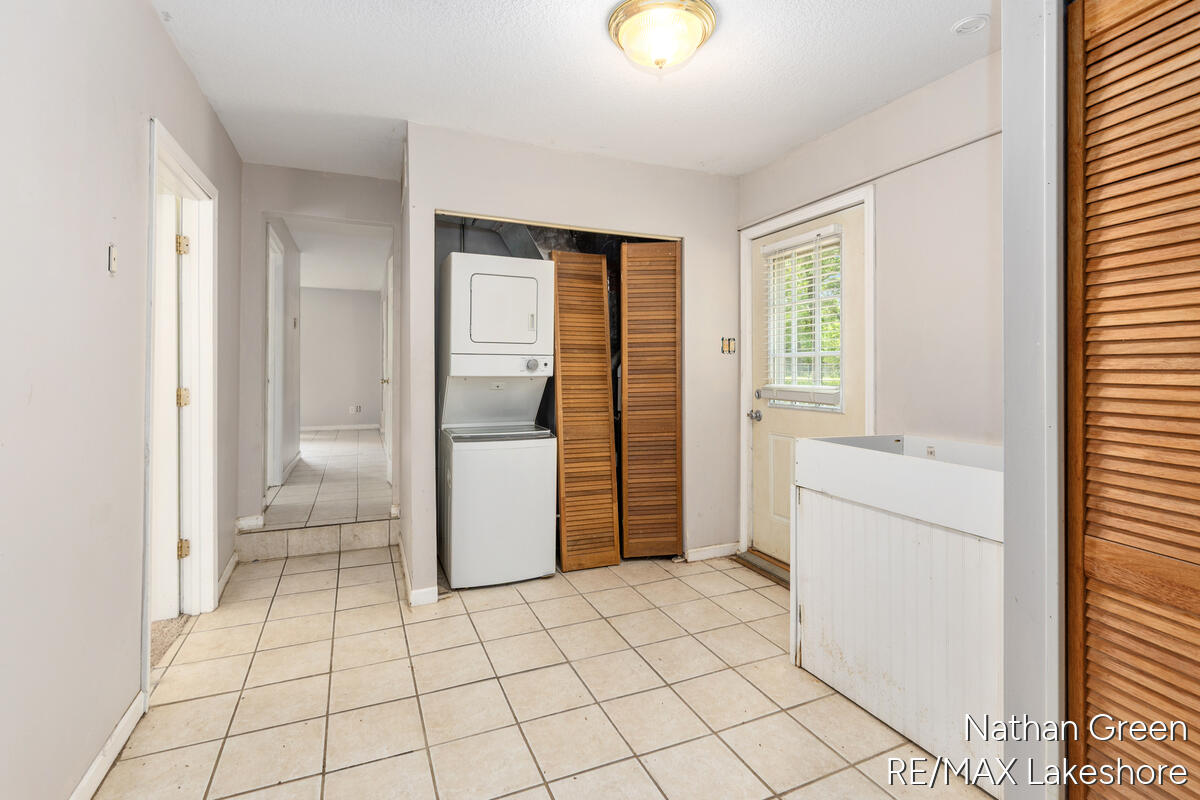 1267 Chatterson Road Muskegon MI 49442