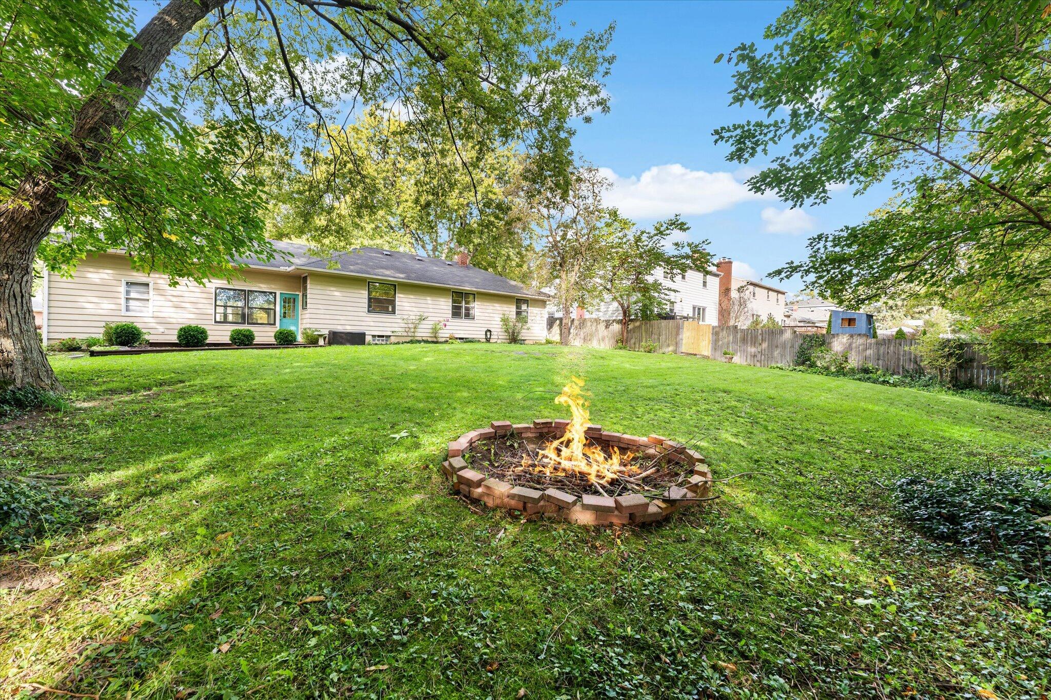 2100 Cambridge Drive SE Grand Rapids MI 49506