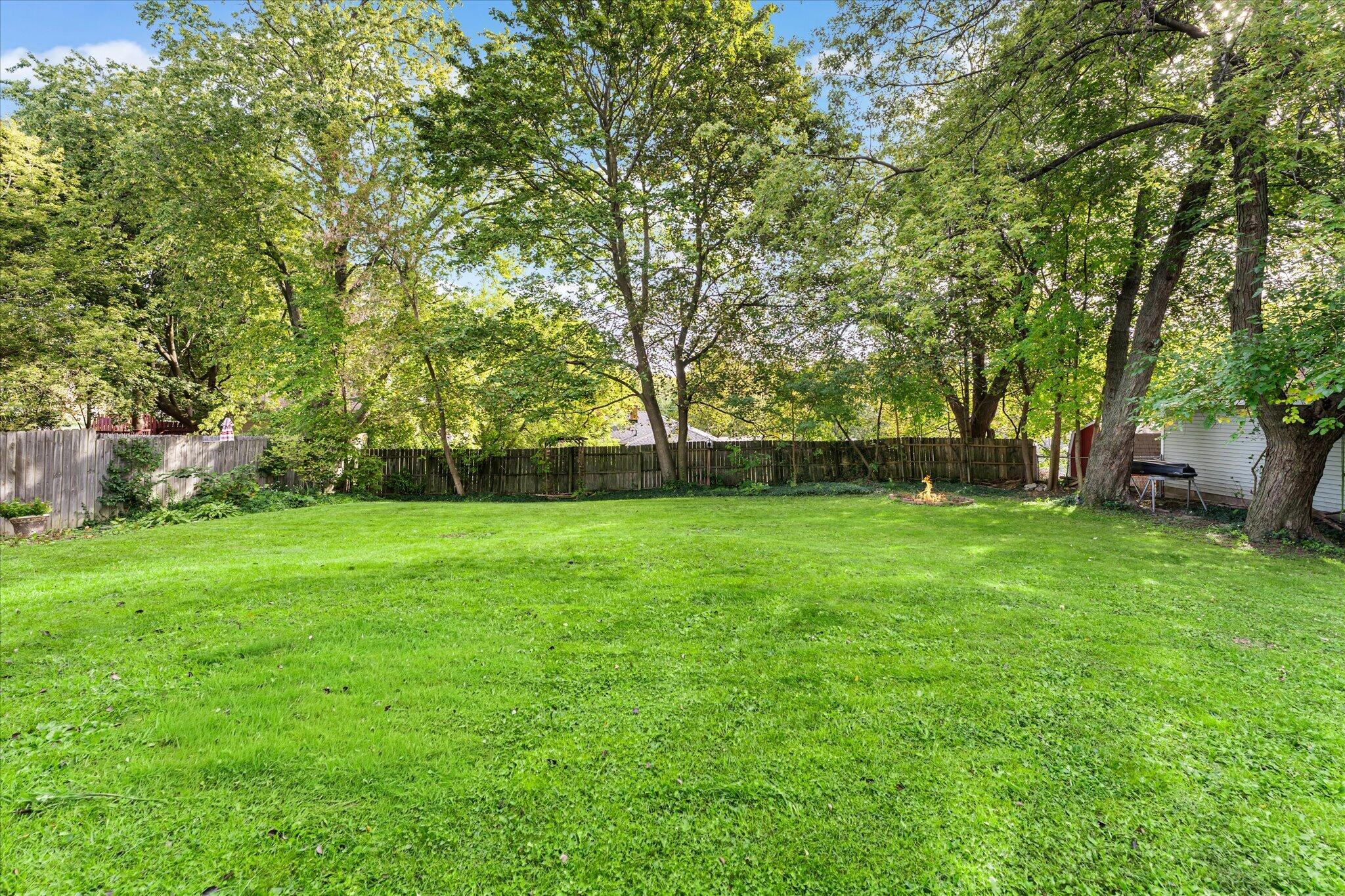 2100 Cambridge Drive SE Grand Rapids MI 49506