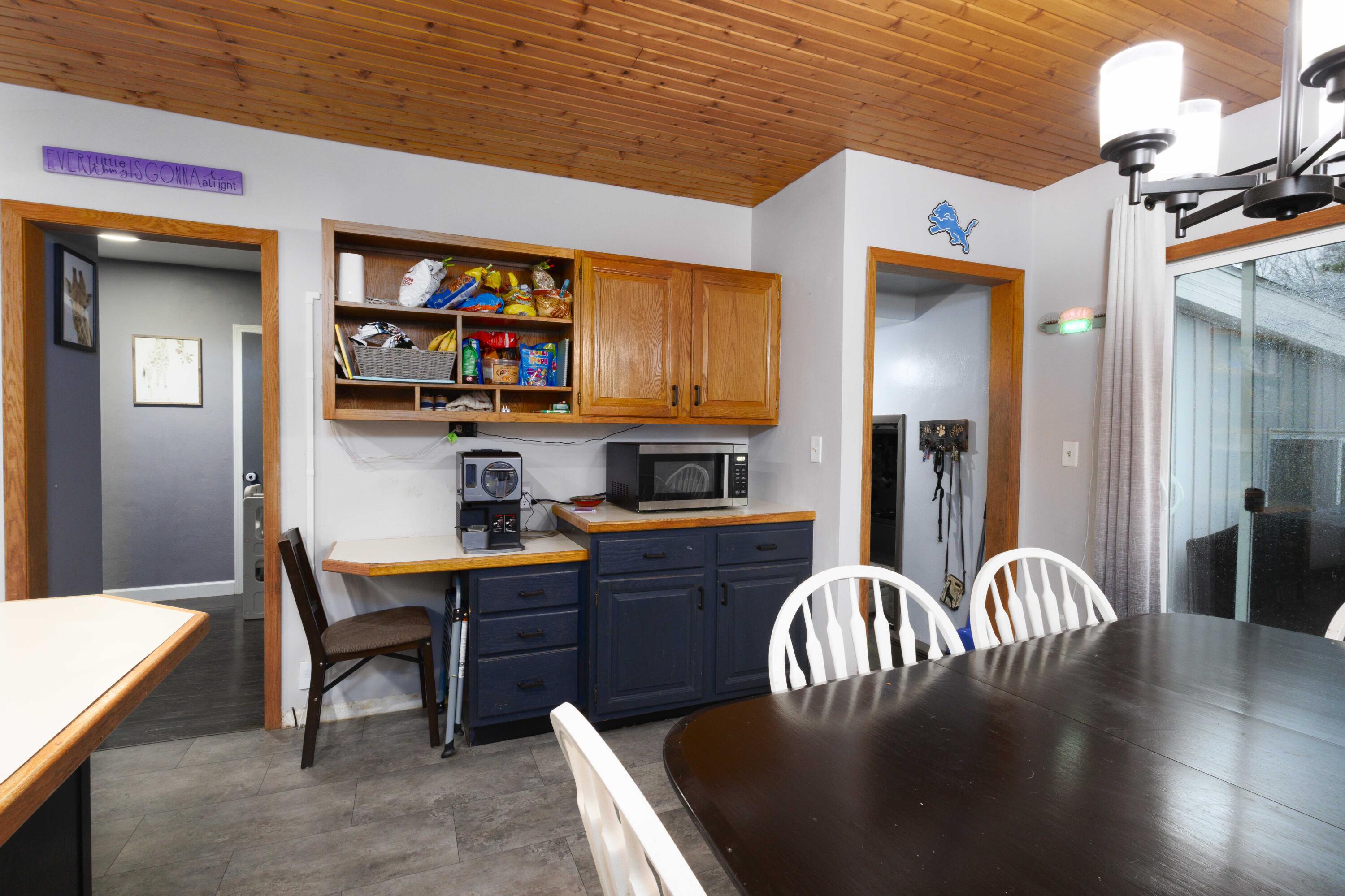 904 60th Street SE Grand Rapids MI 49508
