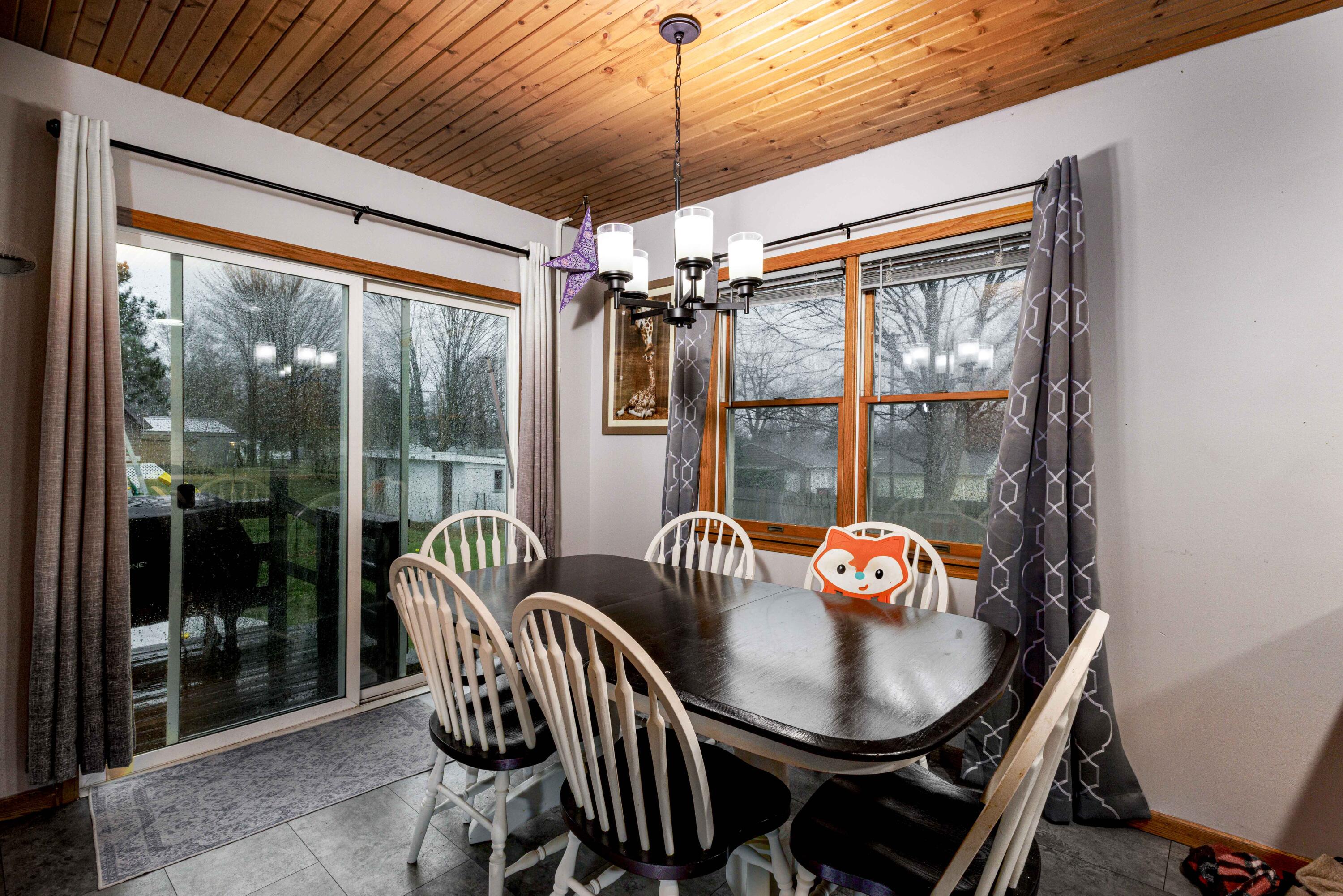 904 60th Street SE Grand Rapids MI 49508