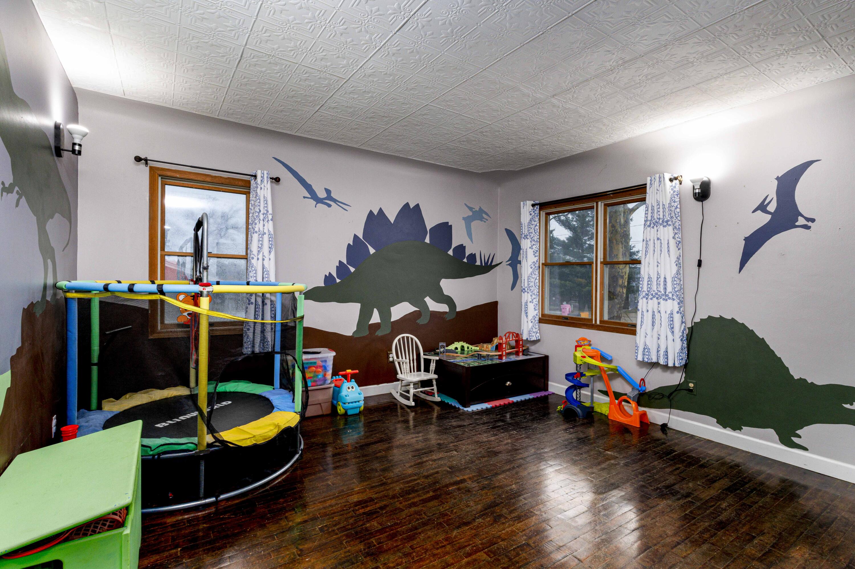 904 60th Street SE Grand Rapids MI 49508