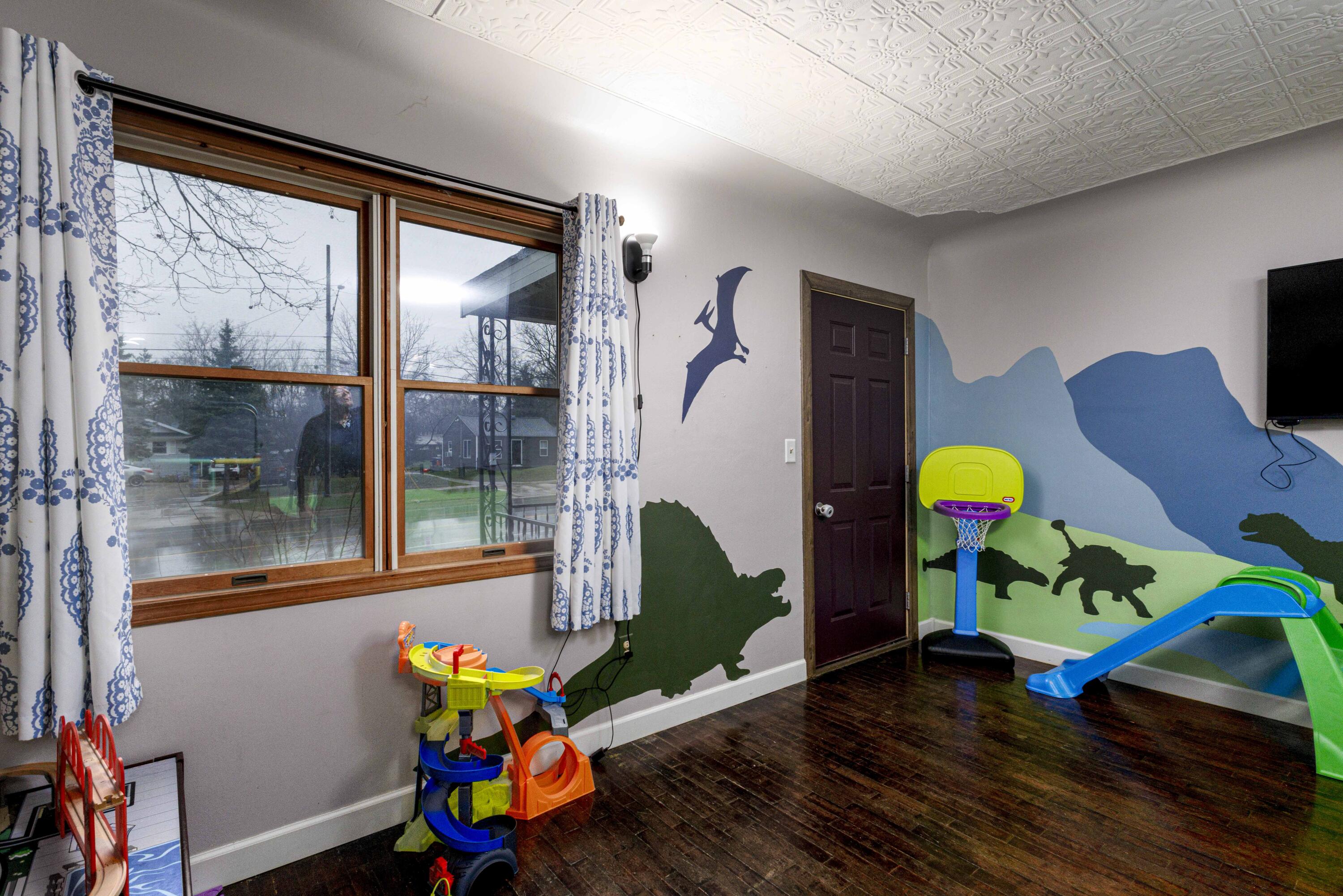 904 60th Street SE Grand Rapids MI 49508
