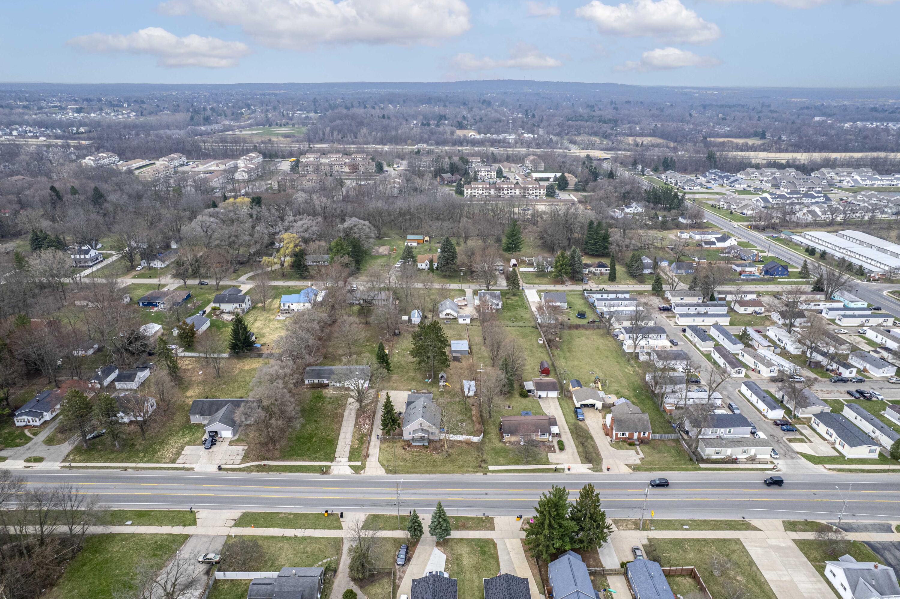 904 60th Street SE Grand Rapids MI 49508