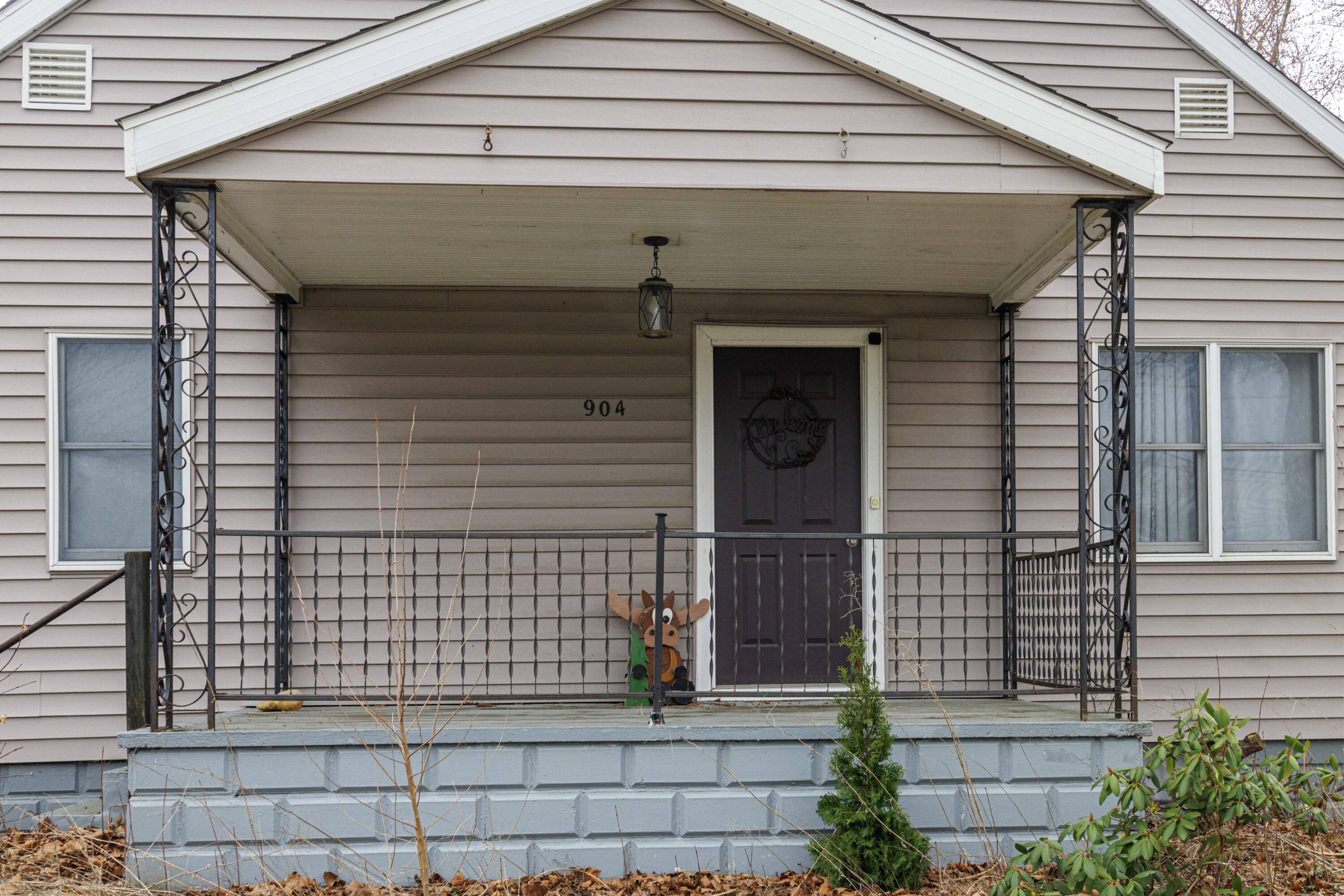 904 60th Street SE Grand Rapids MI 49508