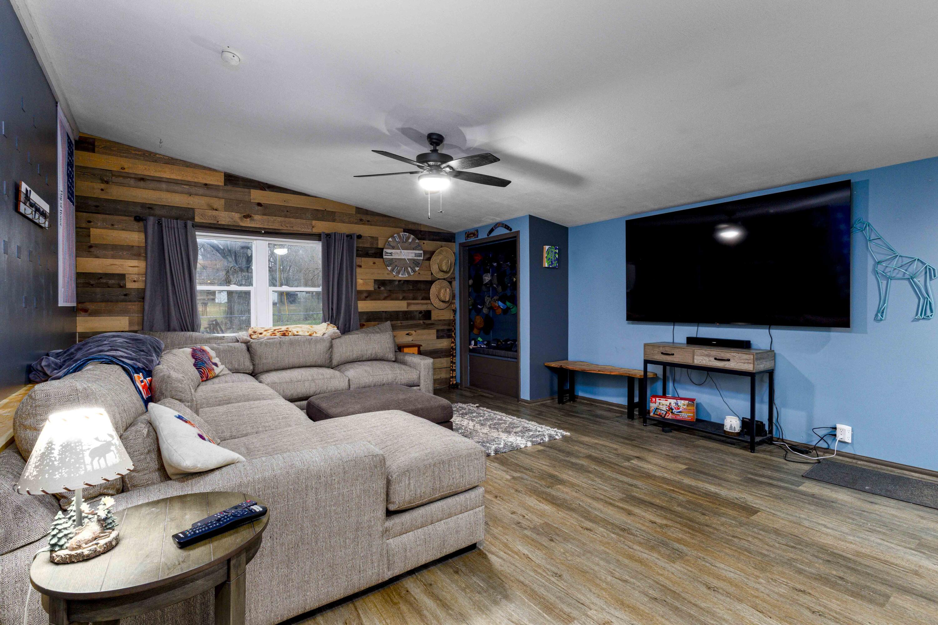 904 60th Street SE Grand Rapids MI 49508
