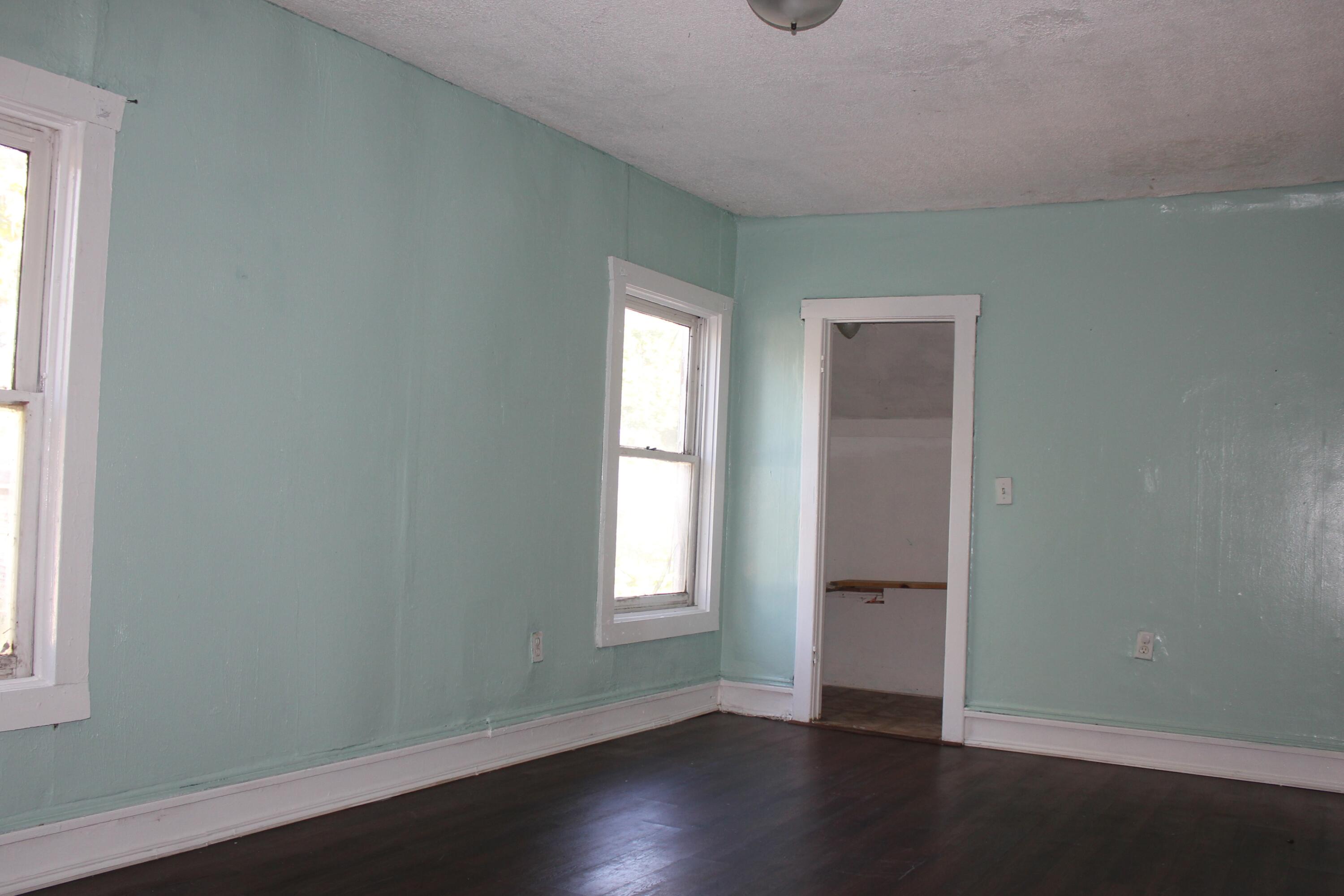 418 Breens Court SW Grand Rapids MI 49503