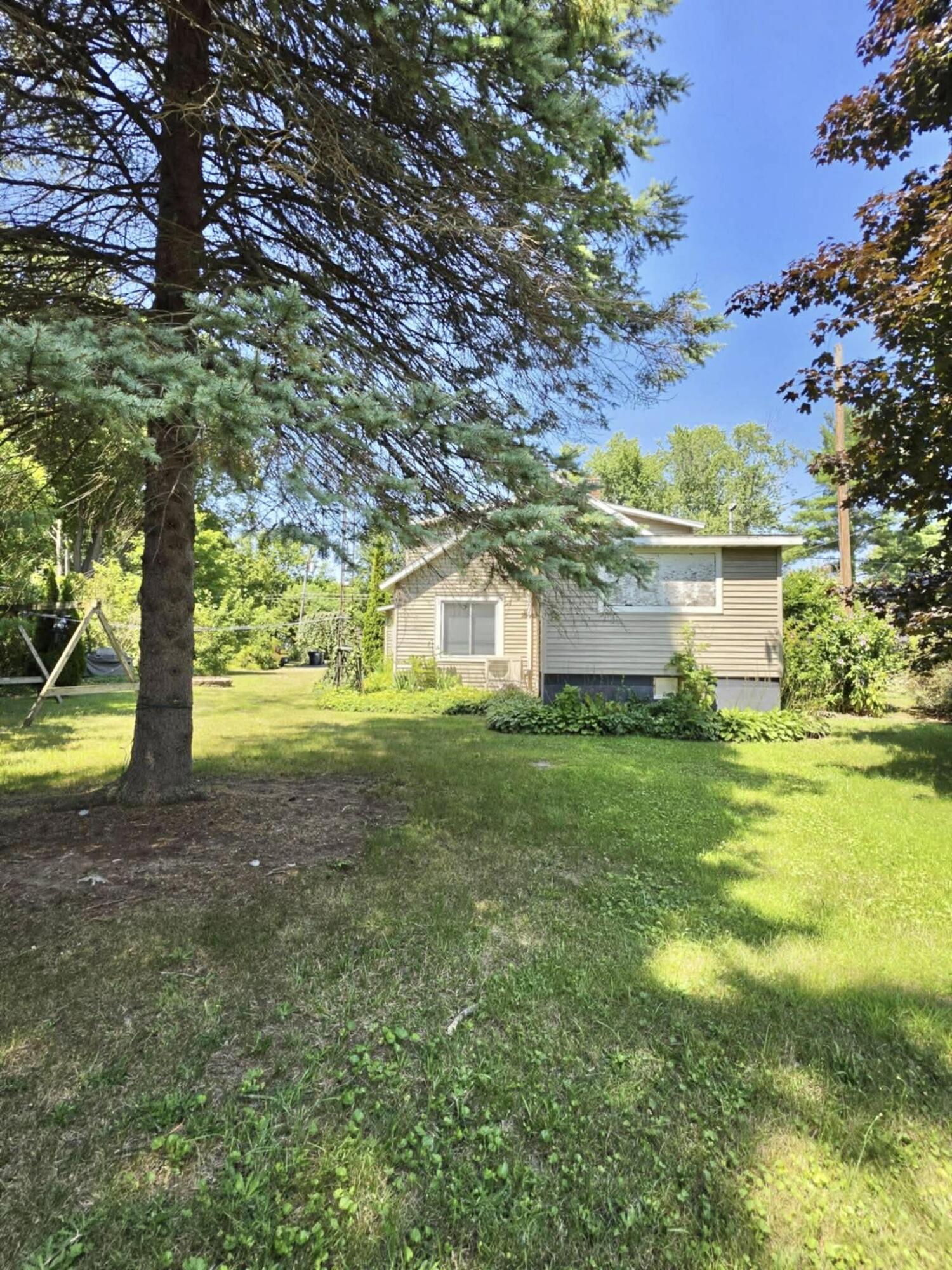 5974 Superior Street Coloma MI 49038