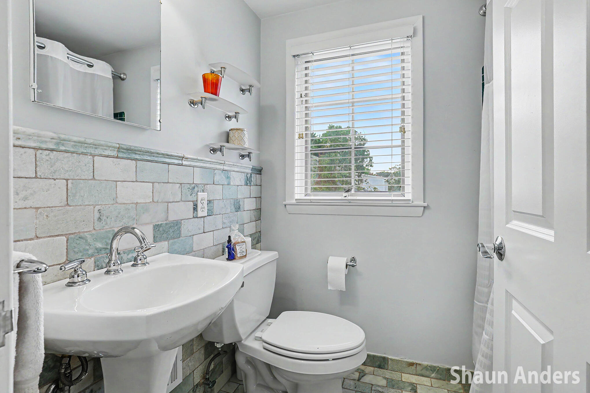 2627 Hall Street SE Grand Rapids MI 49506