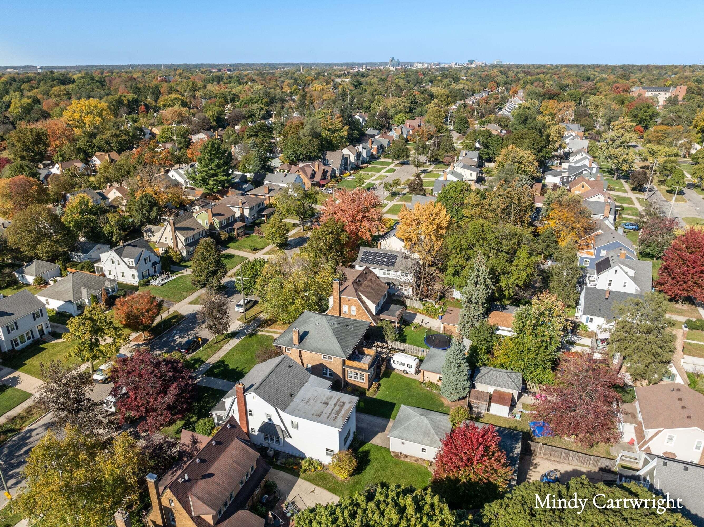 2342 Paris Avenue SE Grand Rapids MI 49507