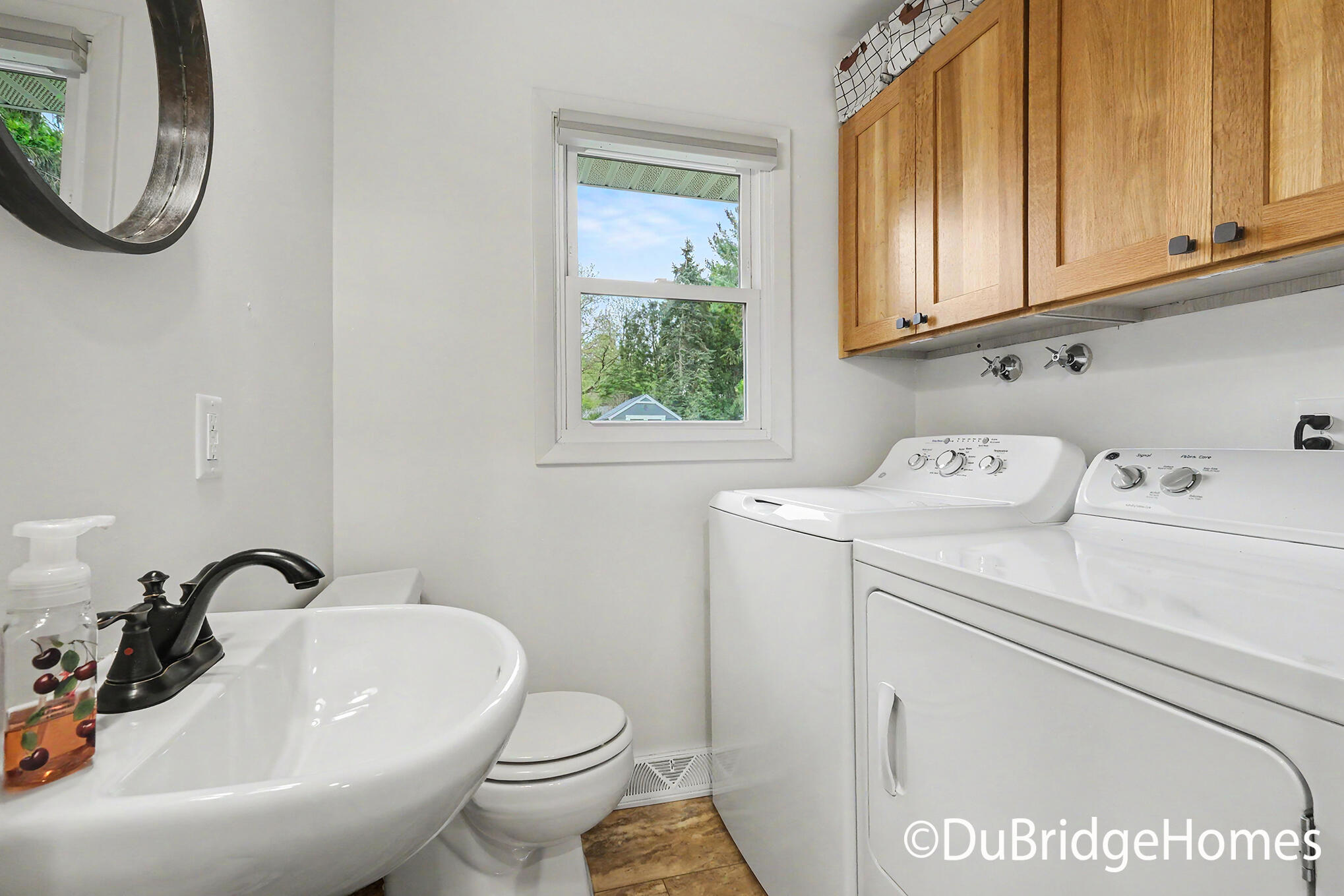 4974 Cedar Ridge Drive NE Grand Rapids MI 49525