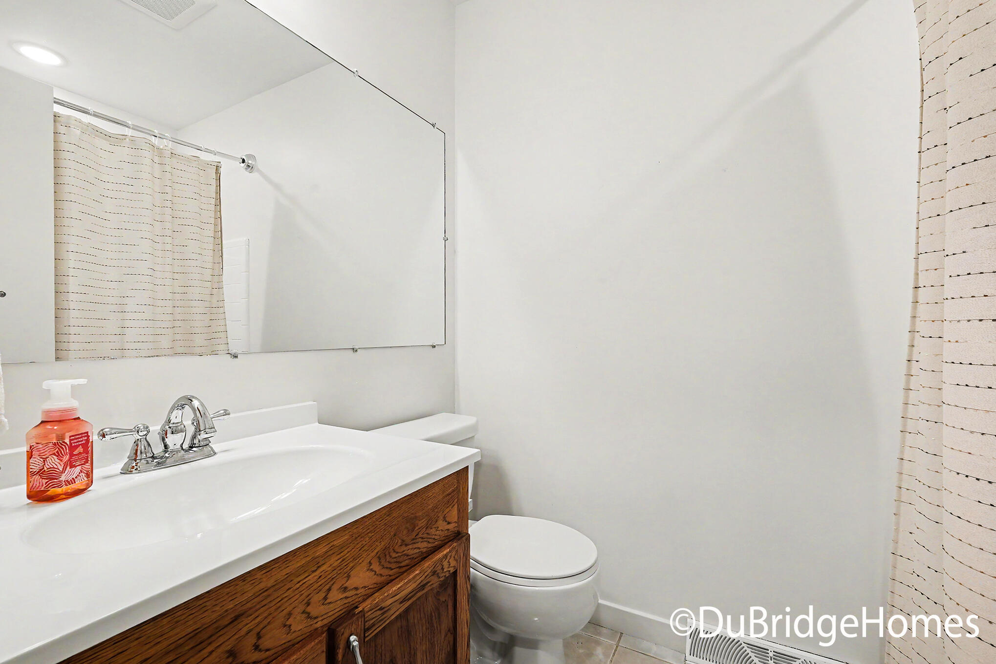 4974 Cedar Ridge Drive NE Grand Rapids MI 49525