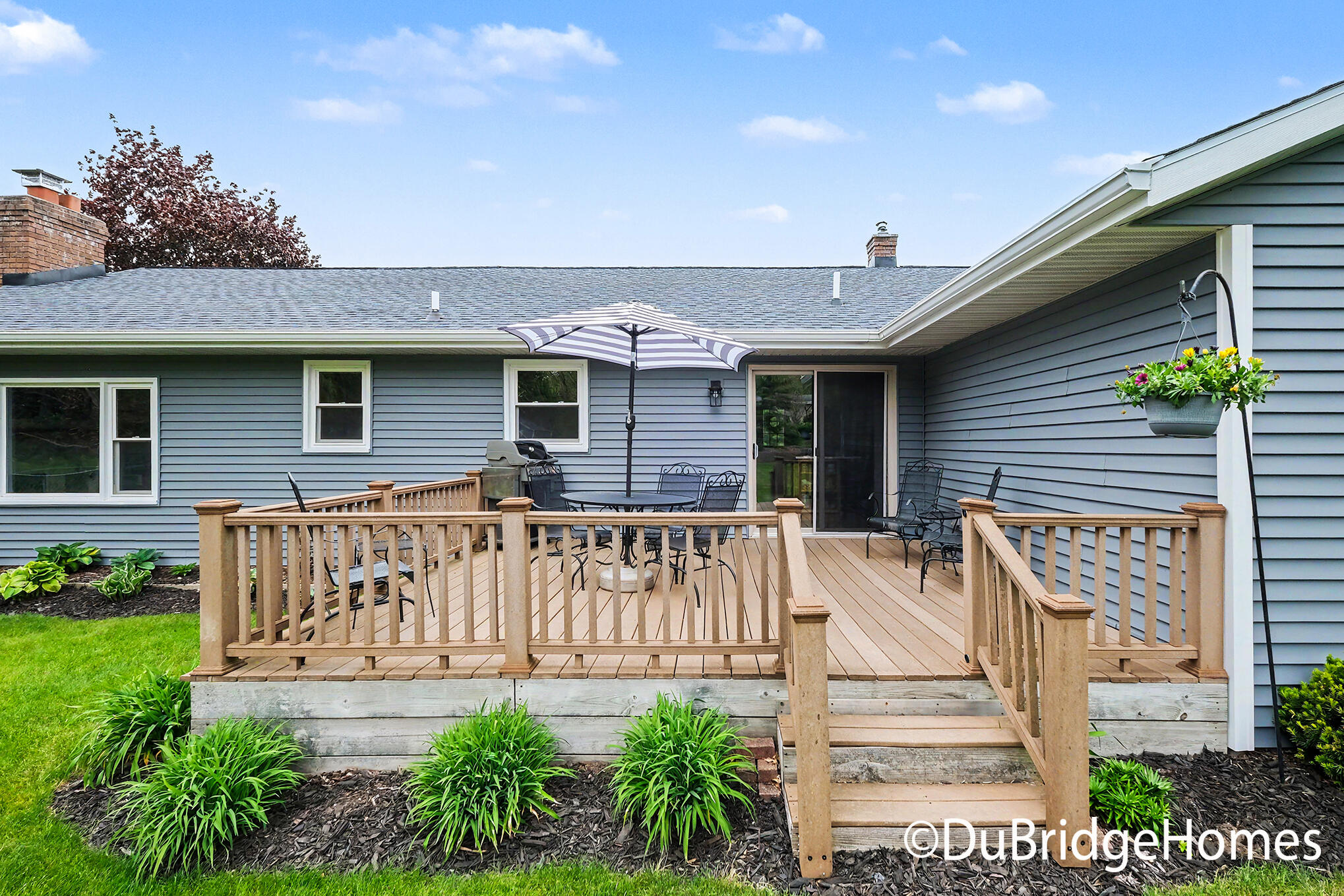 4974 Cedar Ridge Drive NE Grand Rapids MI 49525