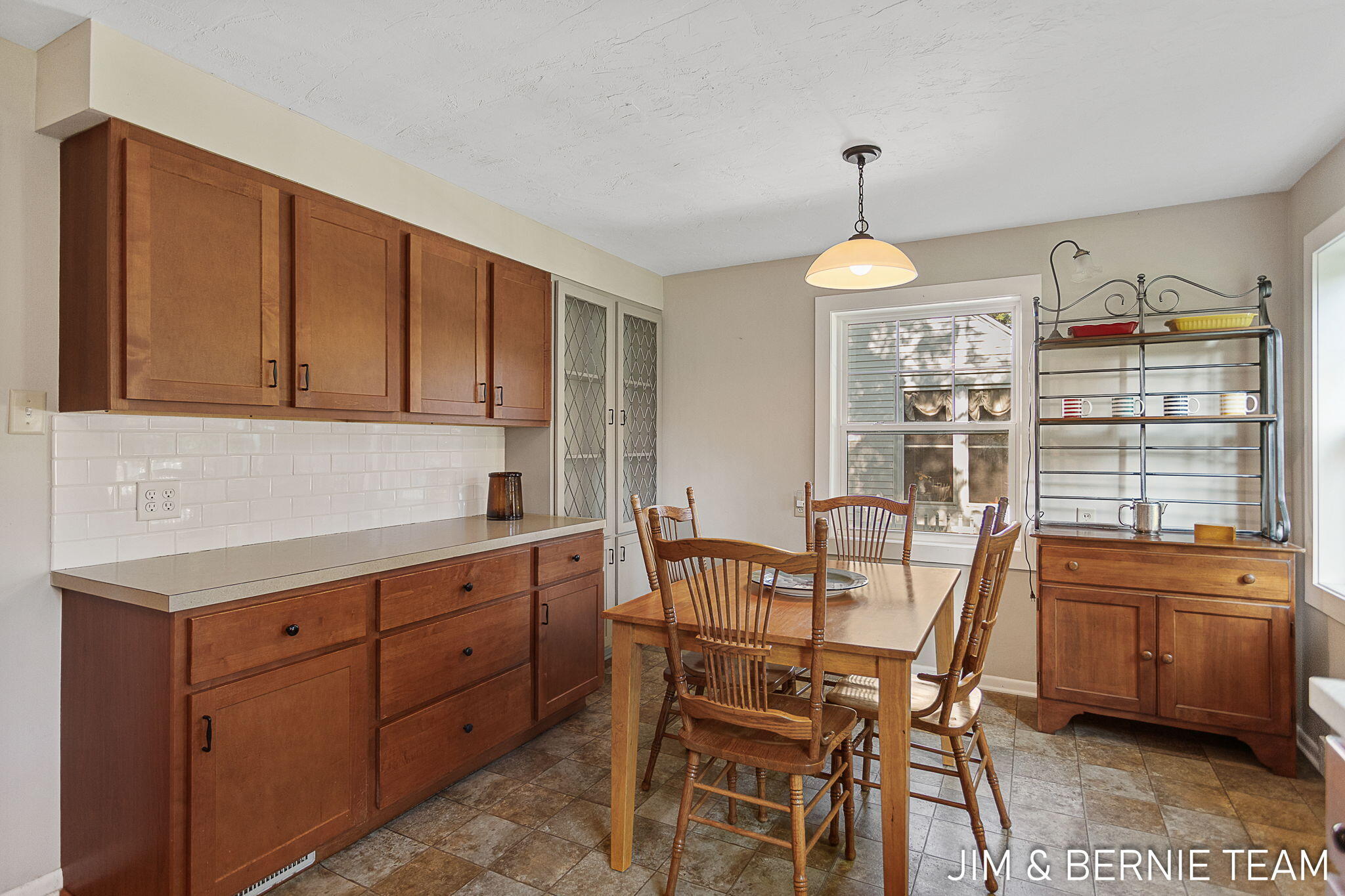 131 E 31st Street Holland MI 49423