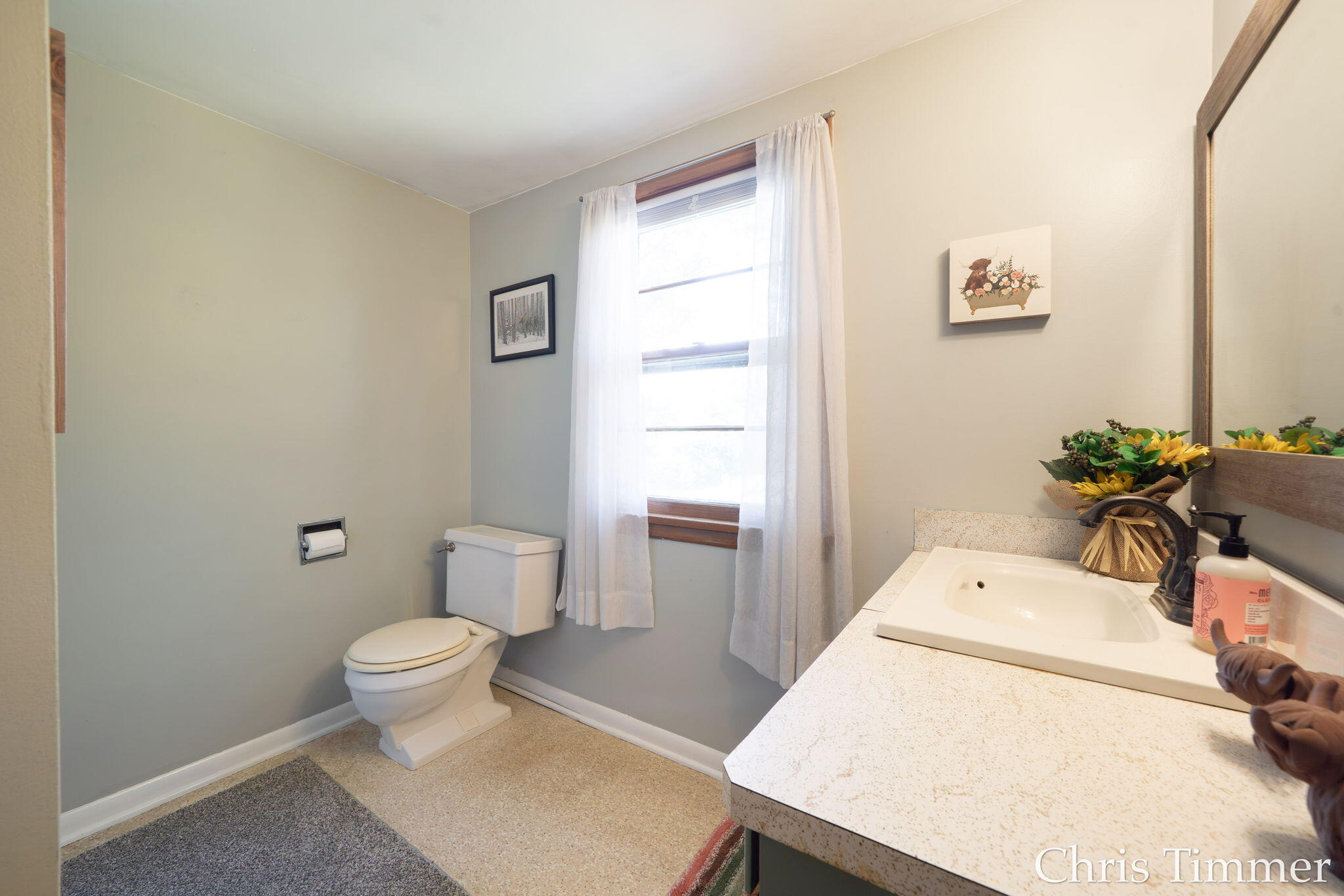 605 64th Avenue Zeeland MI 49464