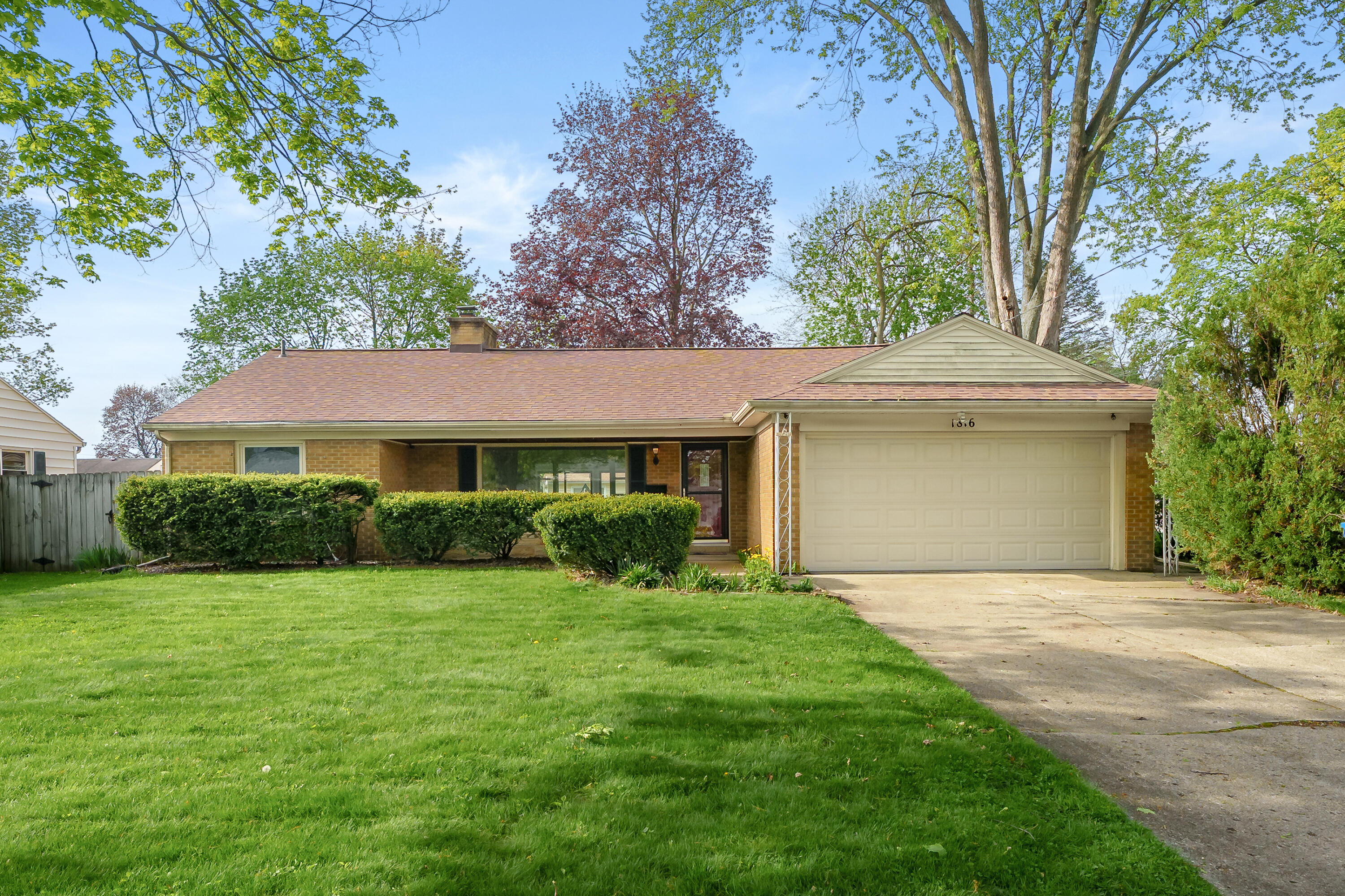 1816 Bloomfield Avenue Kalamazoo MI 49001