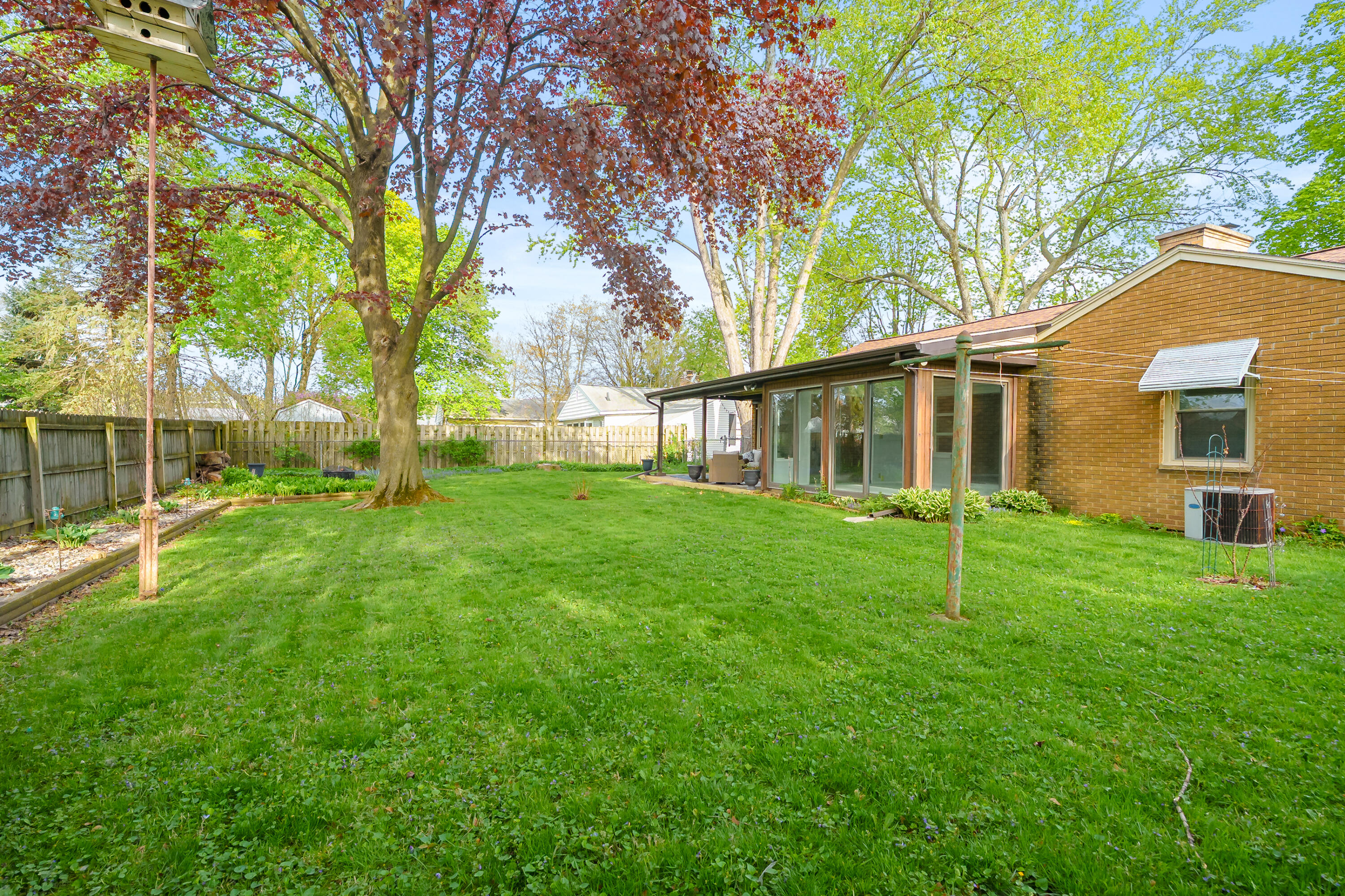 1816 Bloomfield Avenue Kalamazoo MI 49001