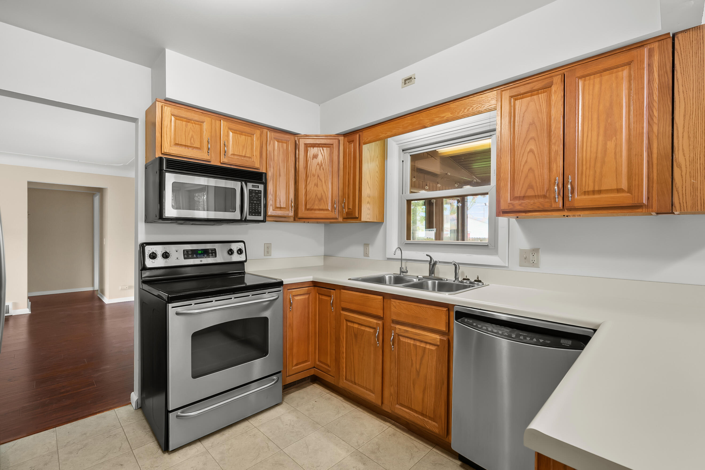 1816 Bloomfield Avenue Kalamazoo MI 49001