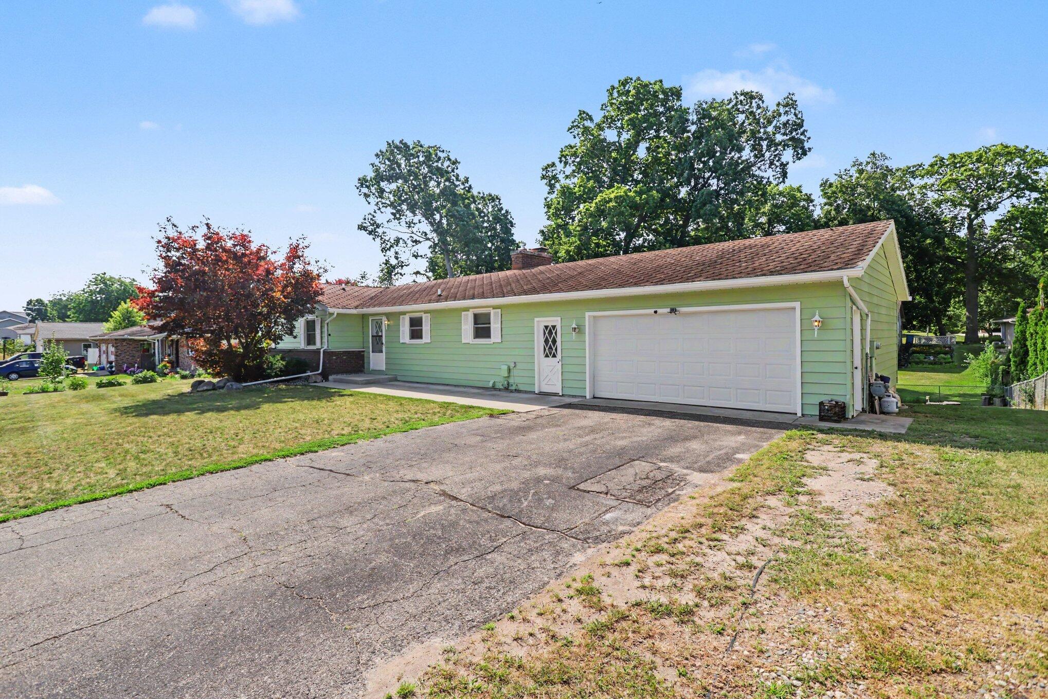 6480 Ormada Drive Kalamazoo MI 49048