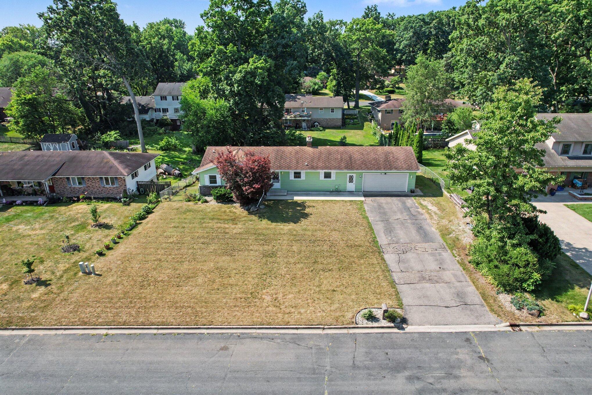 6480 Ormada Drive Kalamazoo MI 49048