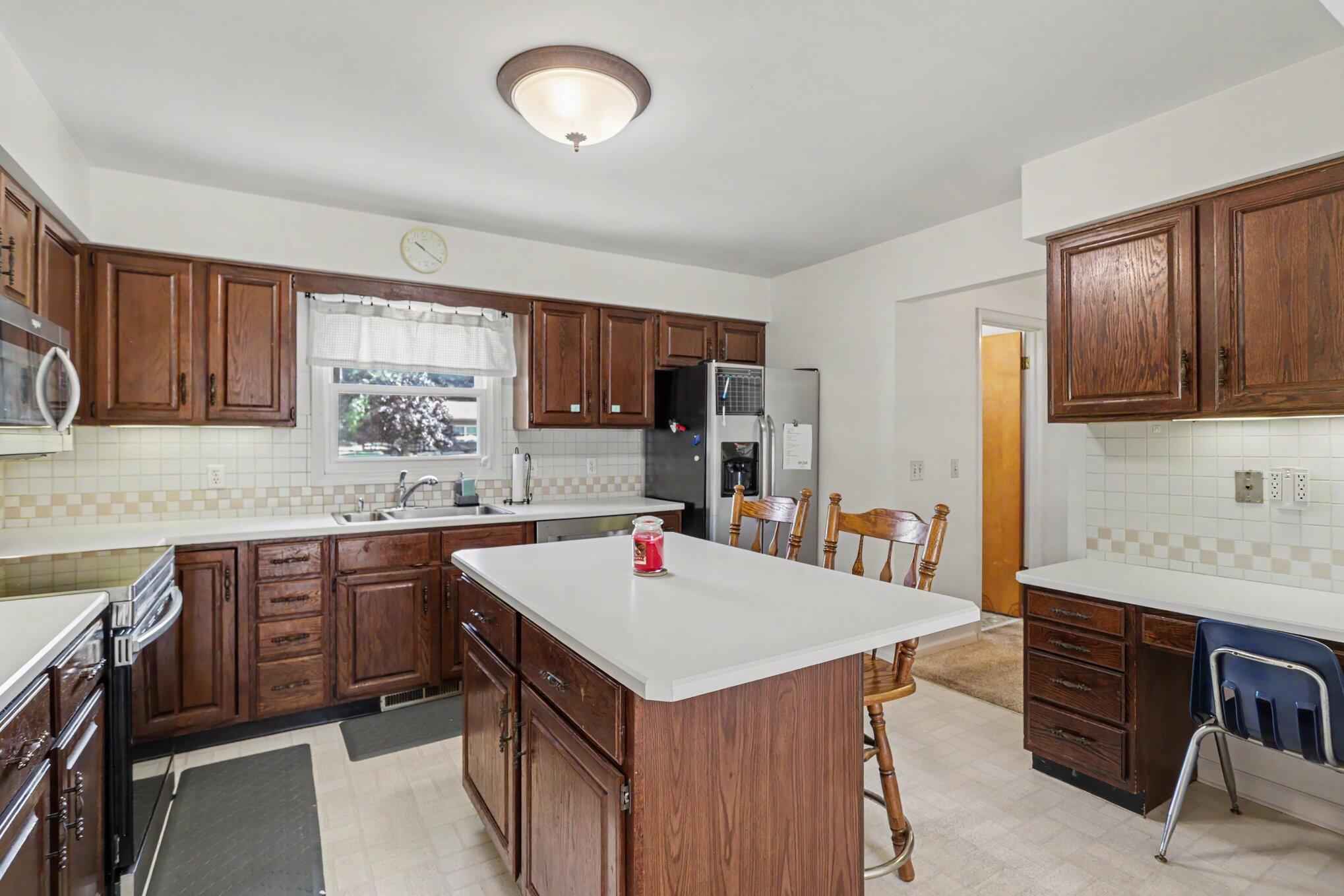6480 Ormada Drive Kalamazoo MI 49048