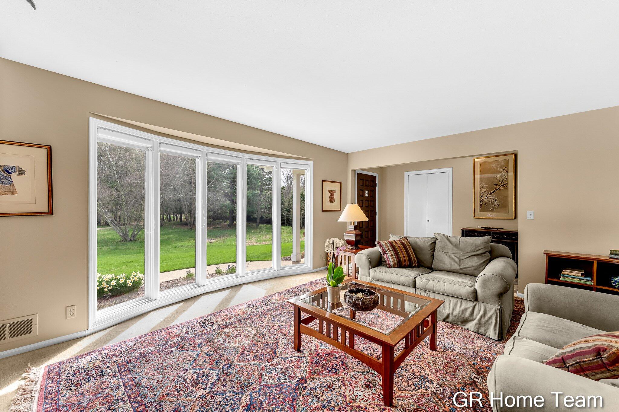 867 Cramton Avenue NE Ada MI 49301