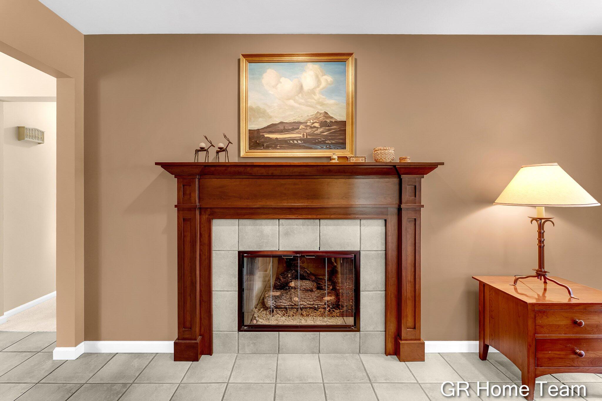 867 Cramton Avenue NE Ada MI 49301