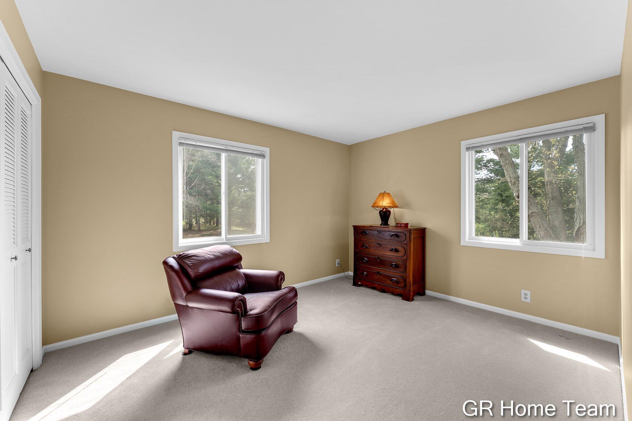 867 Cramton Avenue NE Ada MI 49301