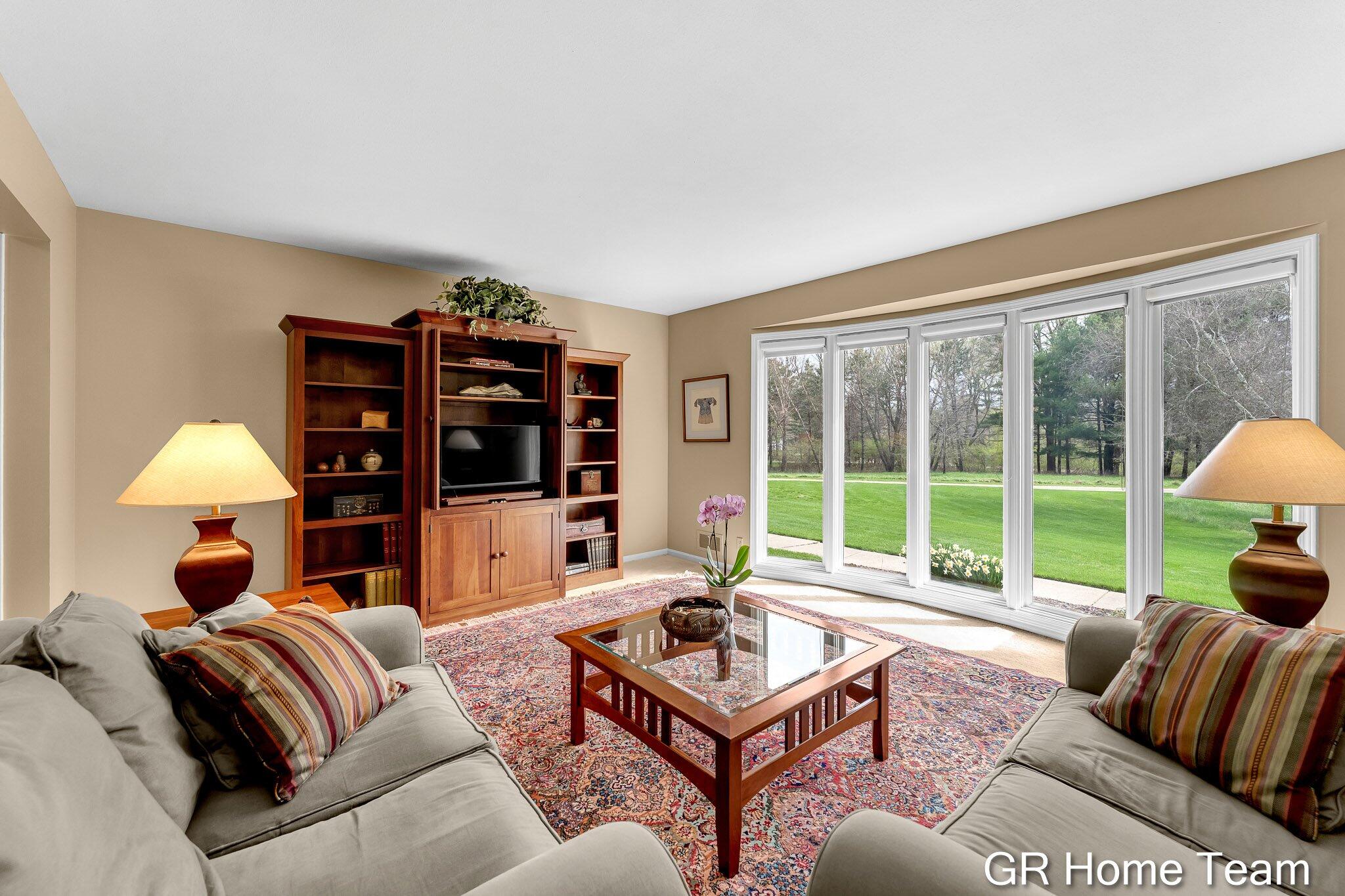 867 Cramton Avenue NE Ada MI 49301