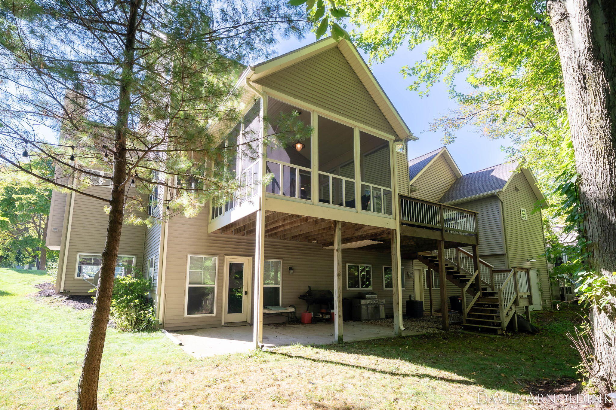 461 Island View Drive Holland MI 49424