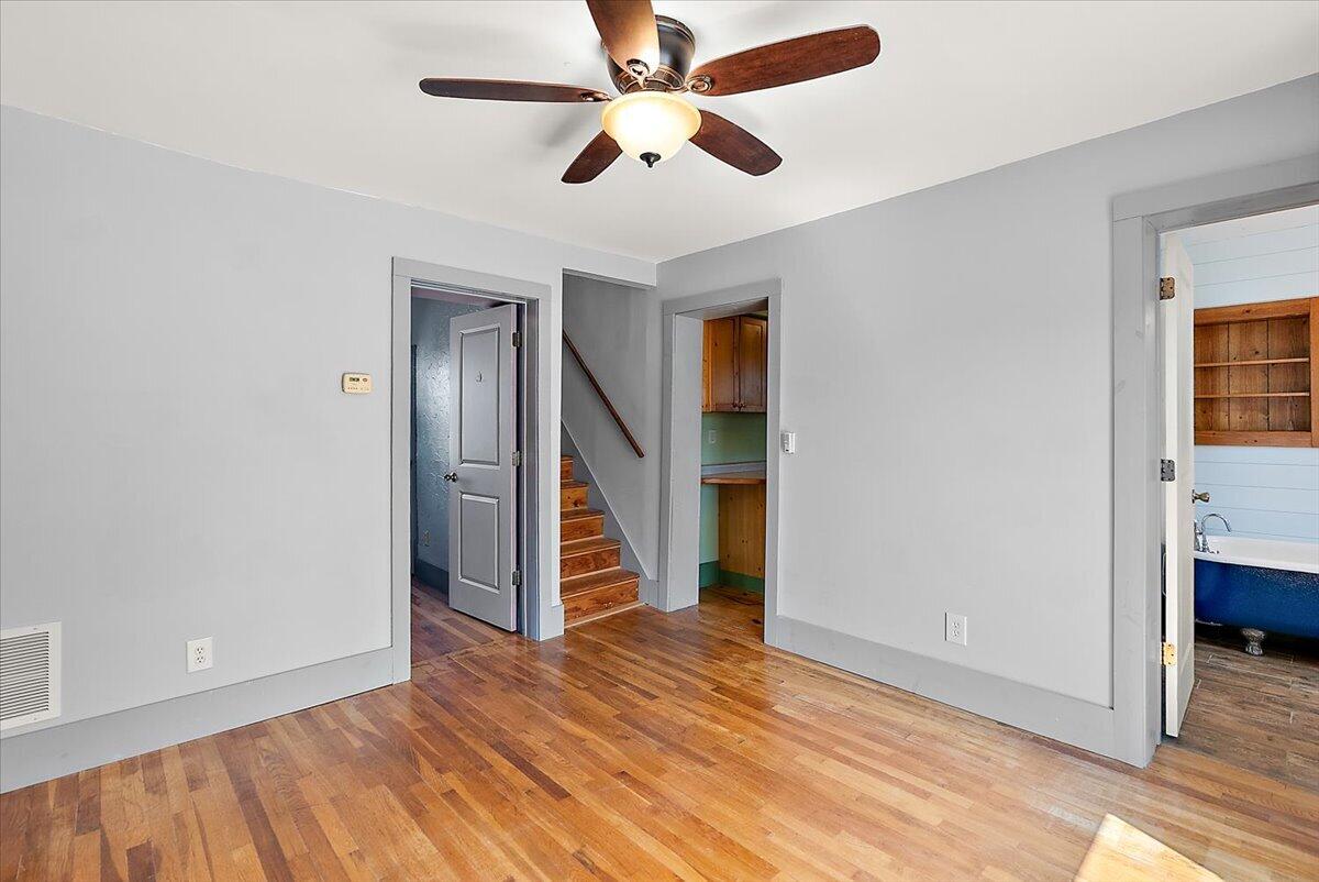 903 Cogswell Street NW Grand Rapids MI 49544