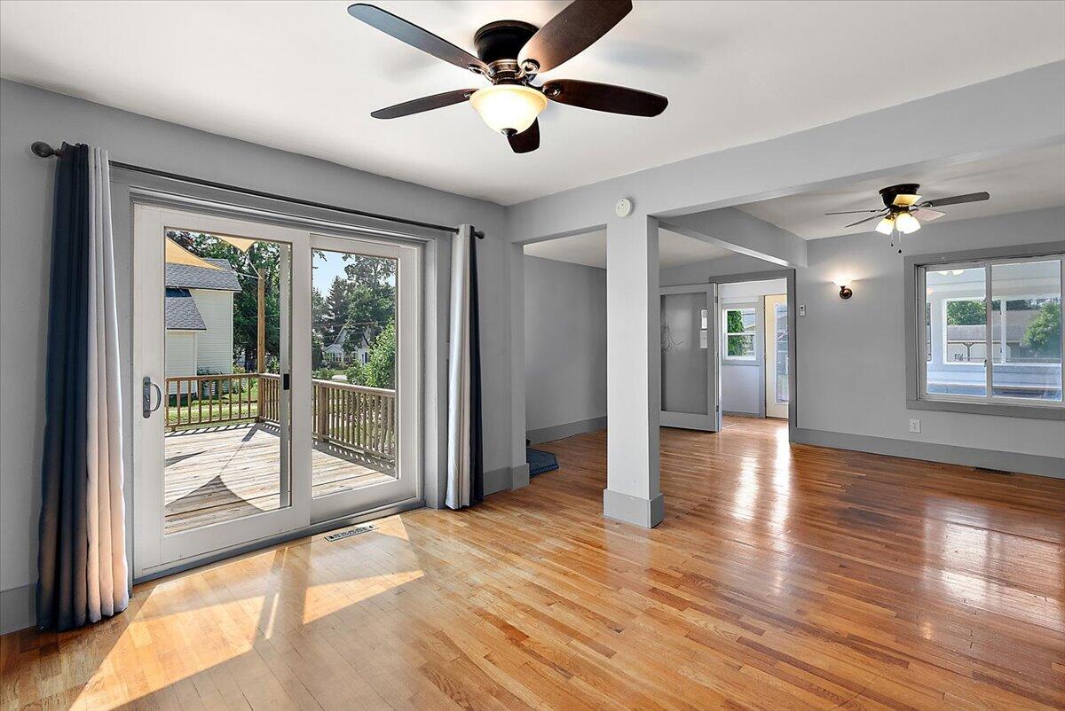 903 Cogswell Street NW Grand Rapids MI 49544