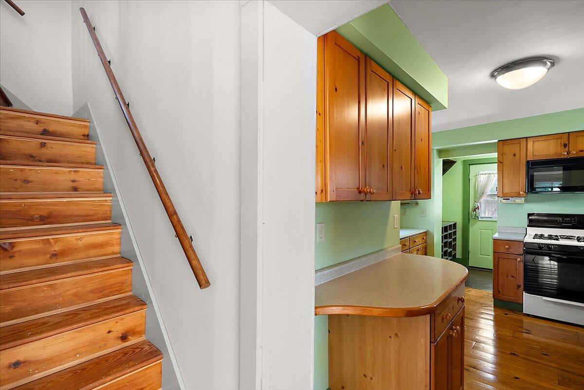 903 Cogswell Street NW Grand Rapids MI 49544