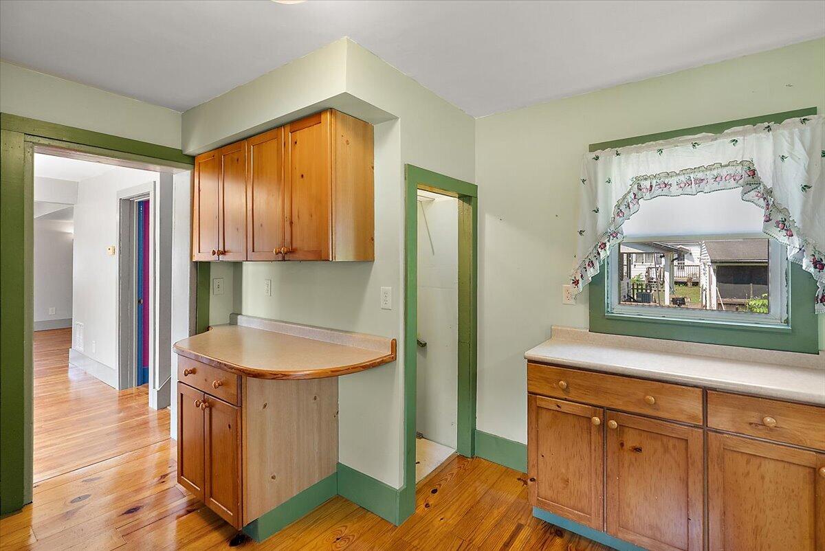 903 Cogswell Street NW Grand Rapids MI 49544