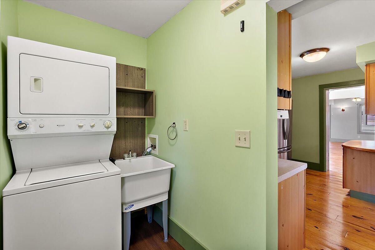 903 Cogswell Street NW Grand Rapids MI 49544