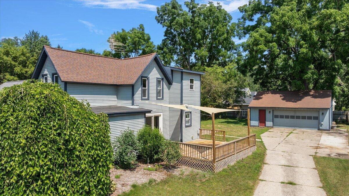903 Cogswell Street NW Grand Rapids MI 49544