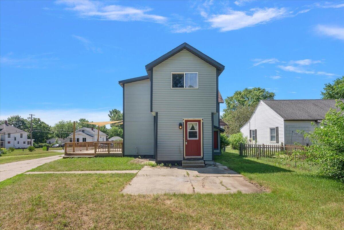 903 Cogswell Street NW Grand Rapids MI 49544