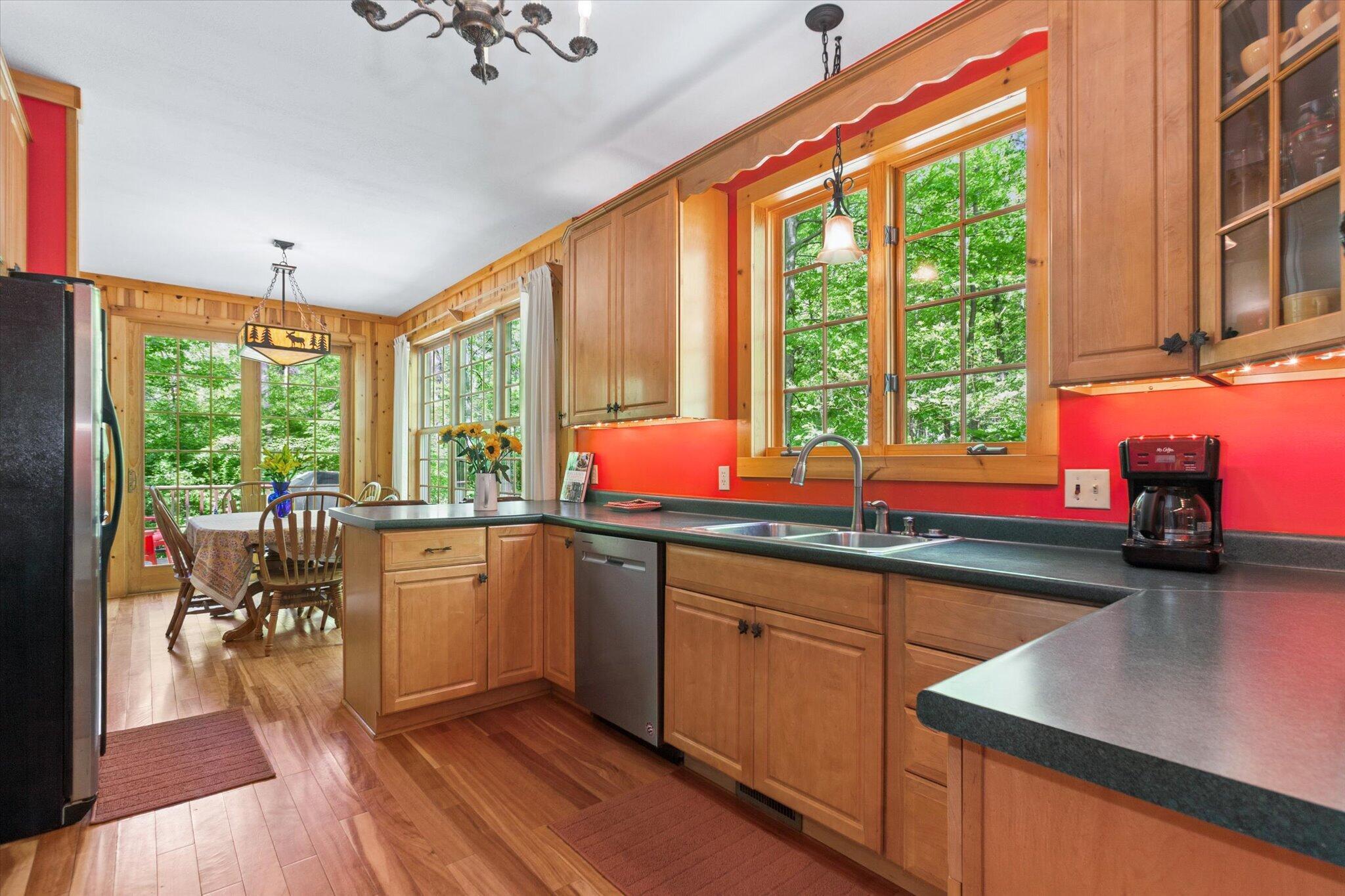 58 Lincoln Avenue South Haven MI 49090