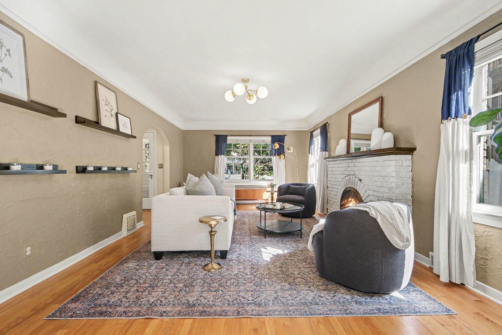 1031 Iroquois Drive SE Grand Rapids MI 49506