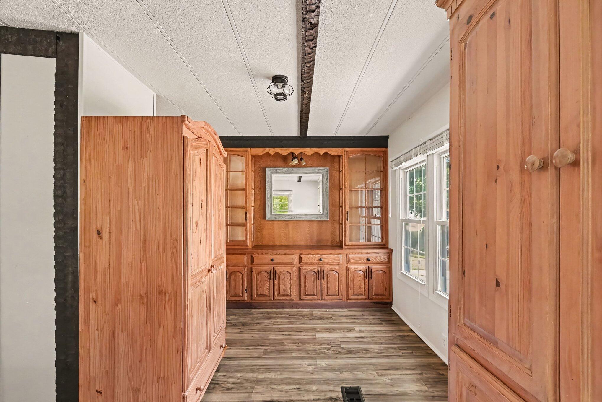 75620 16th Avenue South Haven MI 49090